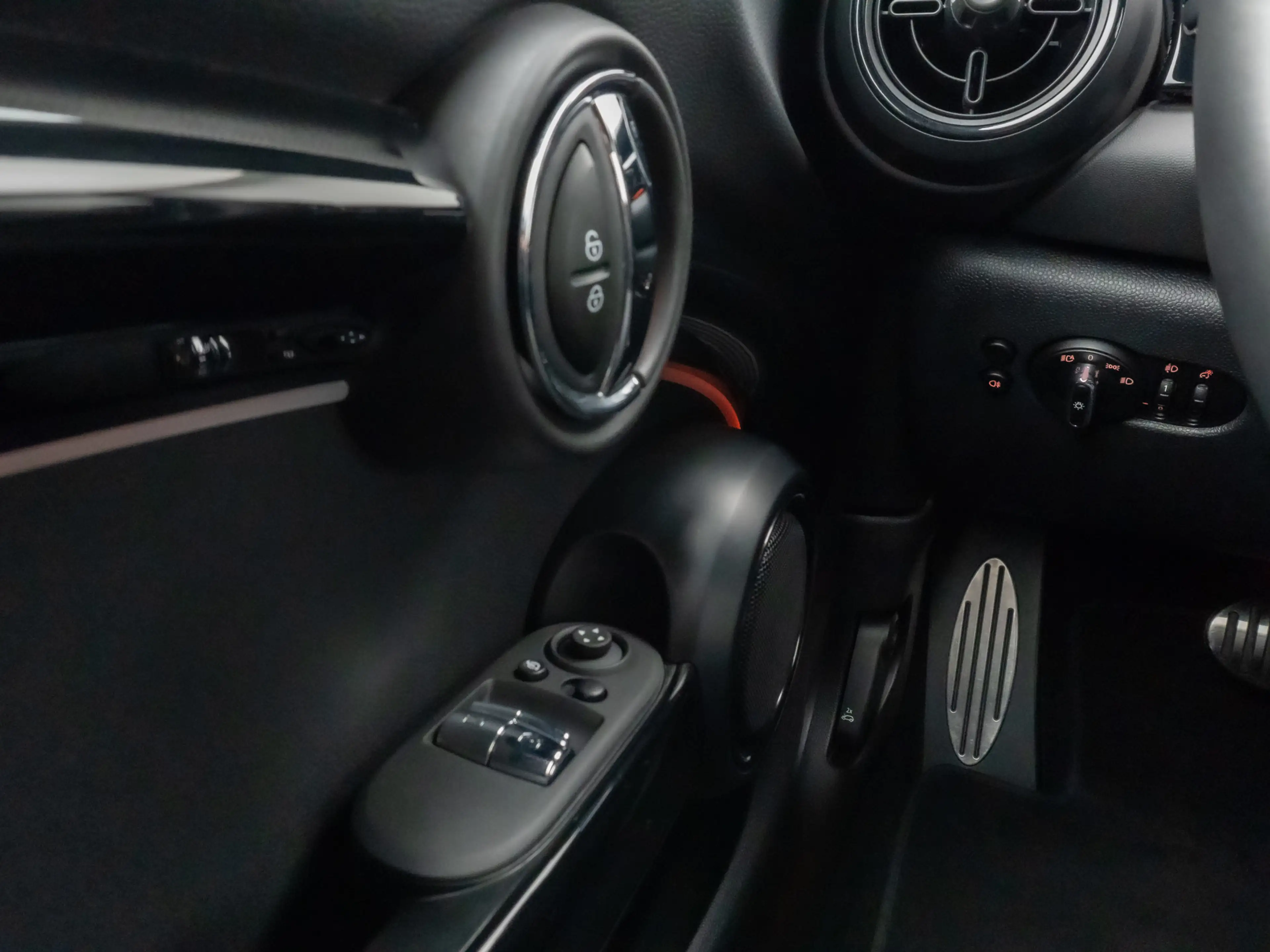 MINI John Cooper Works Kamera HUD DAB H K Komfort 18 — photo 31