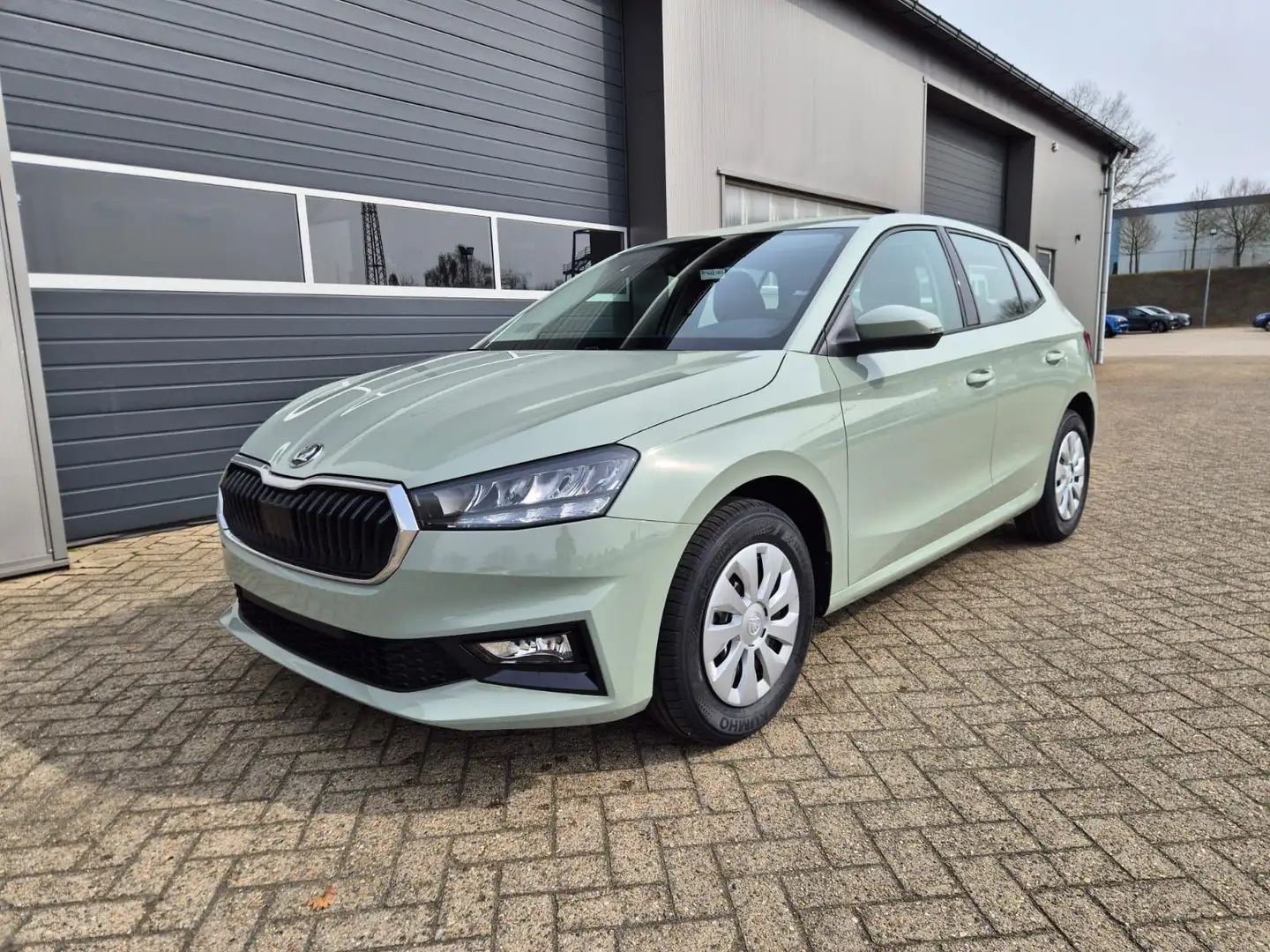 Skoda Fabia 1.0 TSI 95PS Selection 5-türig Rückf.Kamera Par... Grün - 1