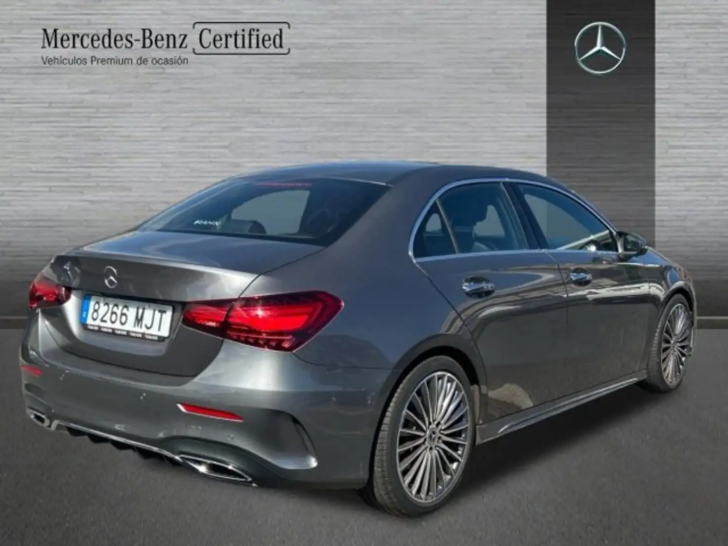Mercedes-Benz A 200 SEDÁN Sedán AMG Line (EURO 6d) - 2