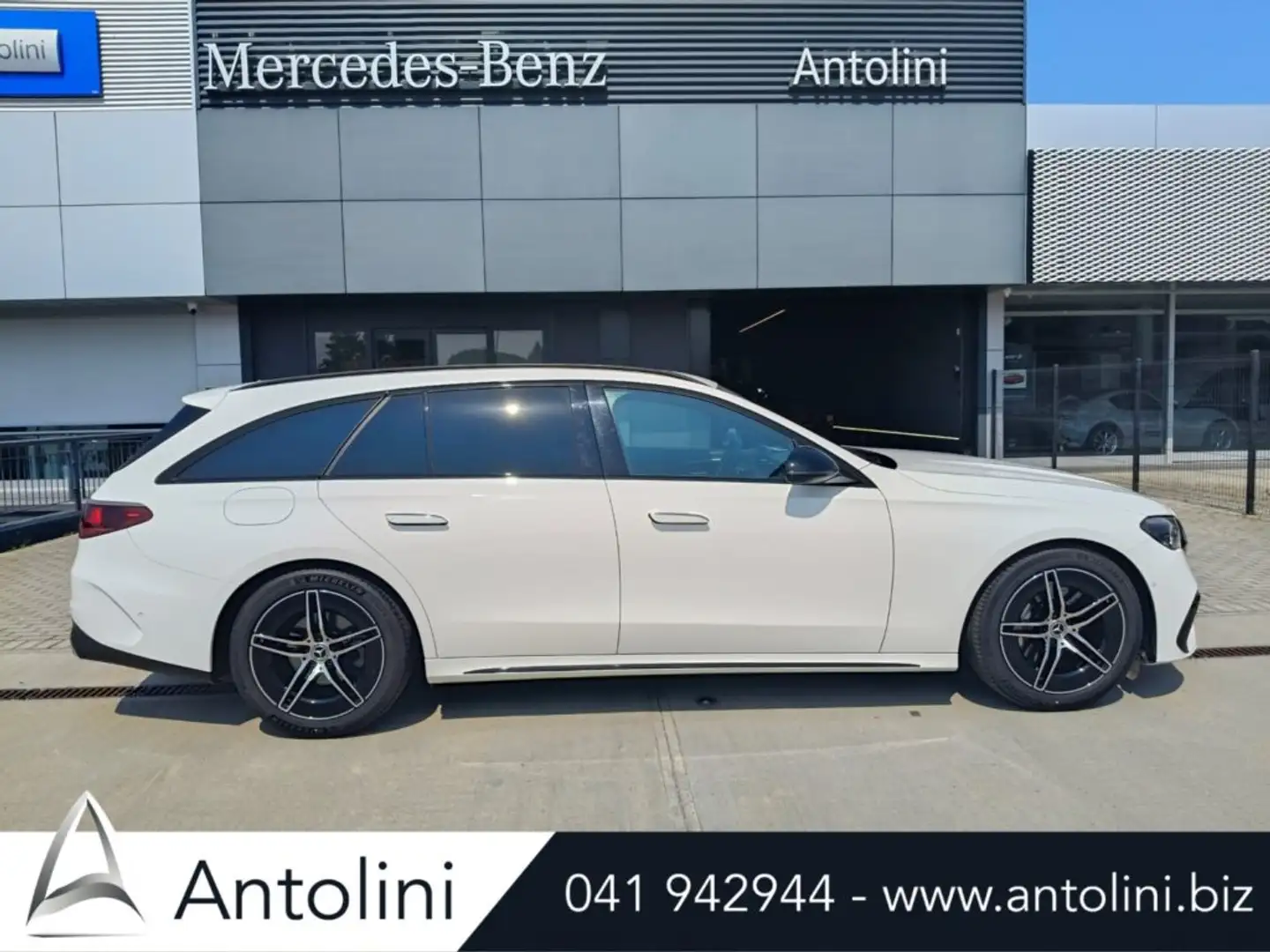 Mercedes-Benz E 220 d Mild hybrid S.W. AMG Line Advance *GANCIO TRAINO Bianco - 1