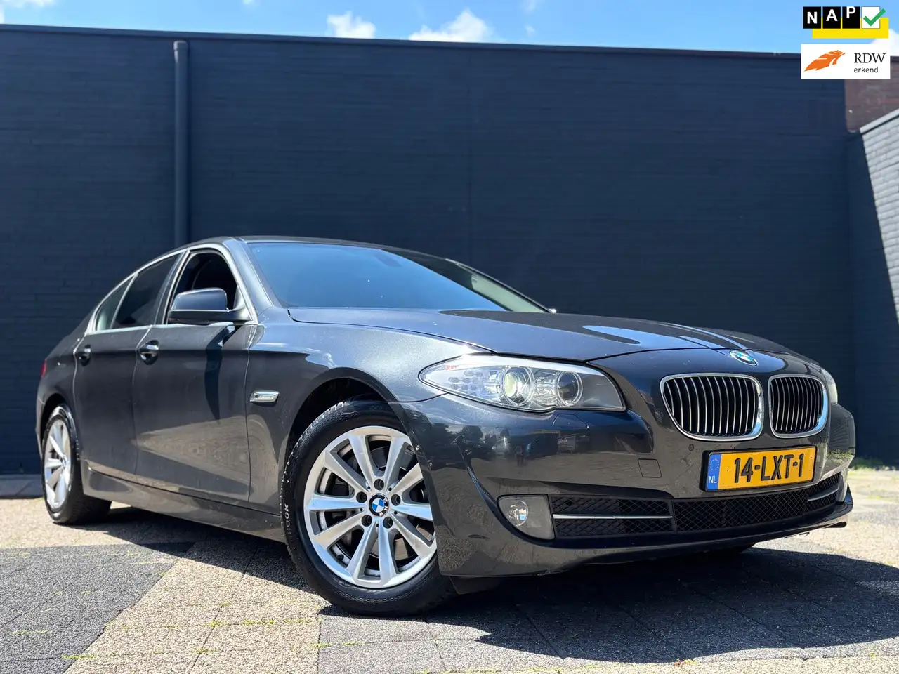 BMW 528