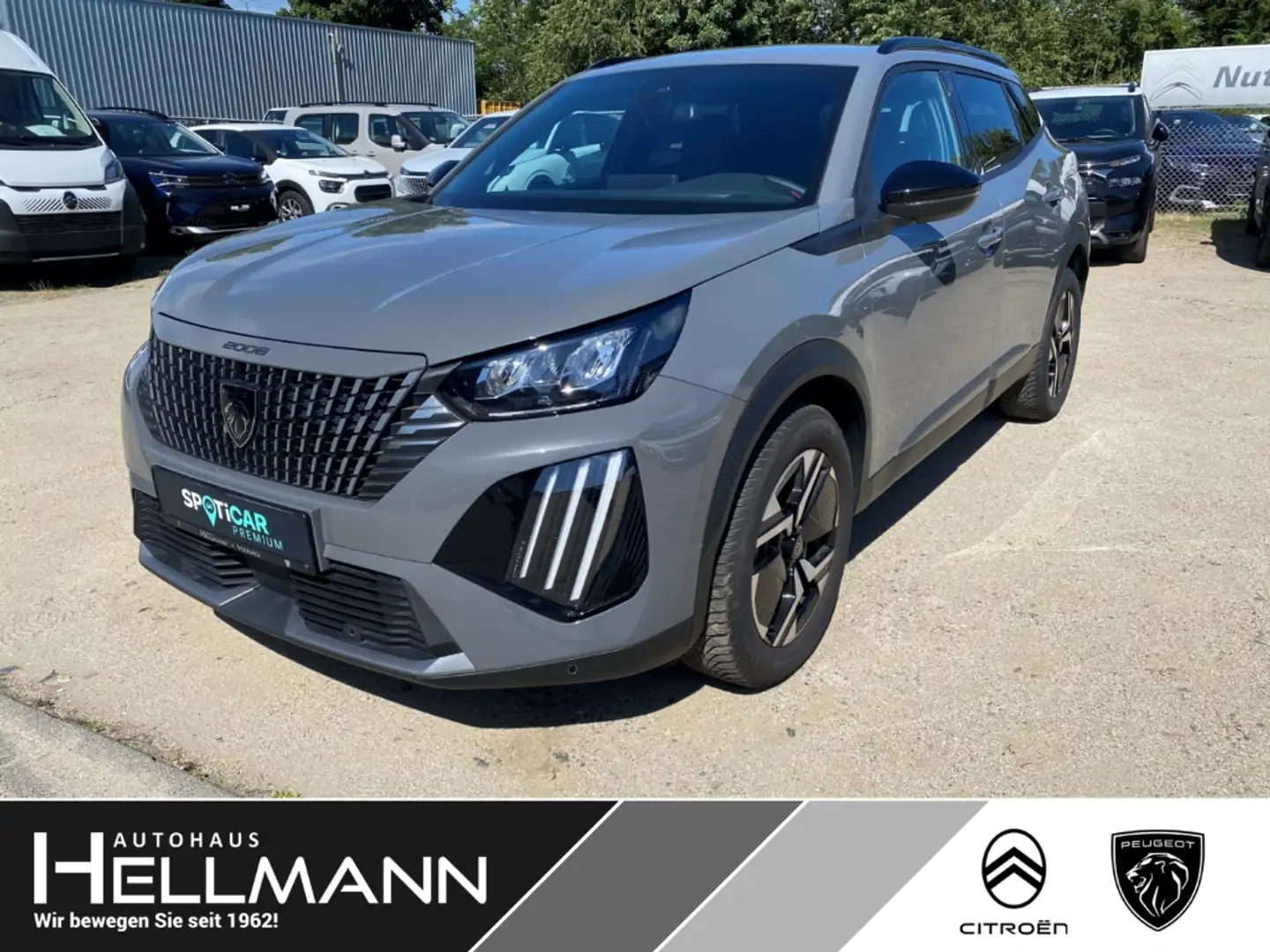 Peugeot 2008 Allure 1.2 PureTech 100 6-Gang Сірий - 1