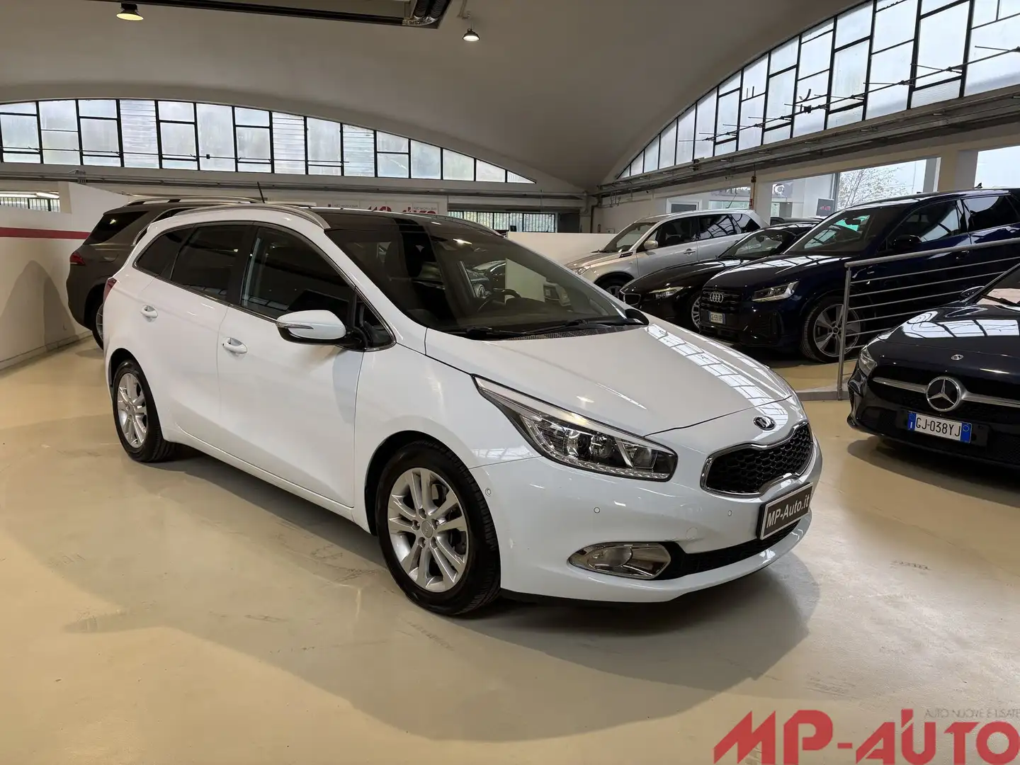 Kia Ceed / cee'd cee'd 1.6 GDI SW AUTOMATICA Bianco - 2