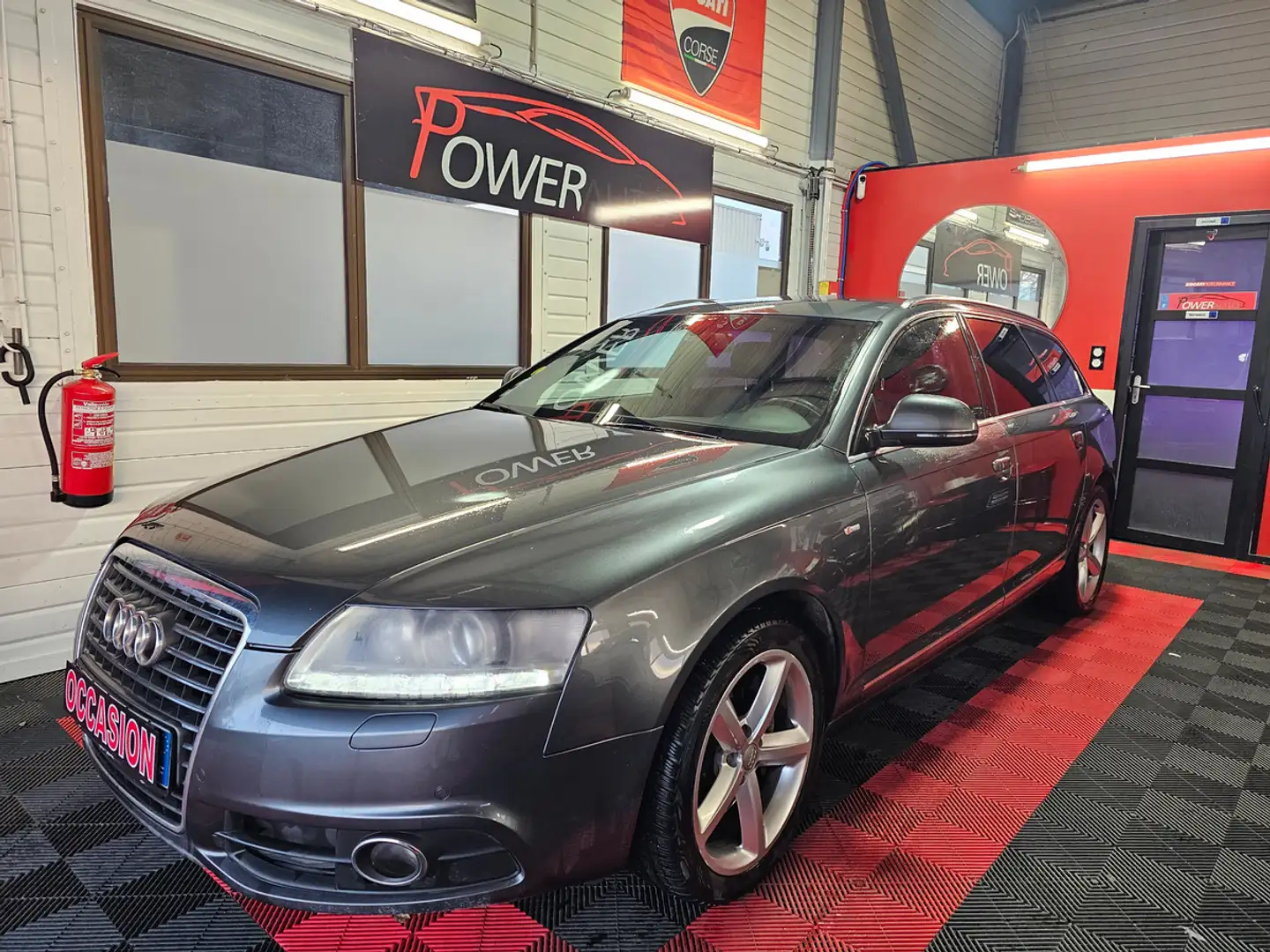 Audi A6 multitro 230020KMS boite hs dans l\u0027etat Gris - 1