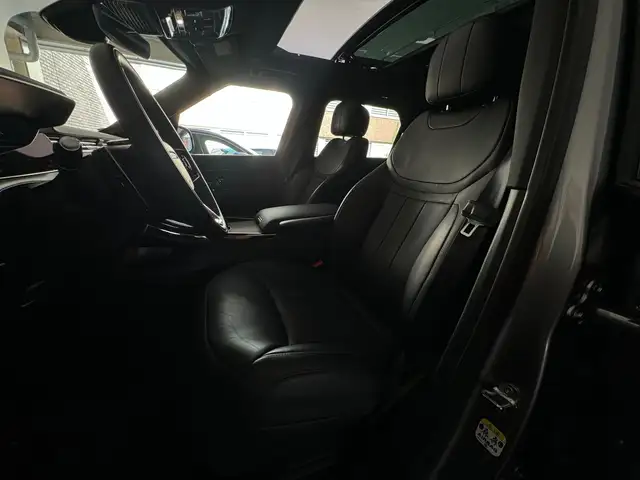 Land Rover Range Rover Sport view 6
