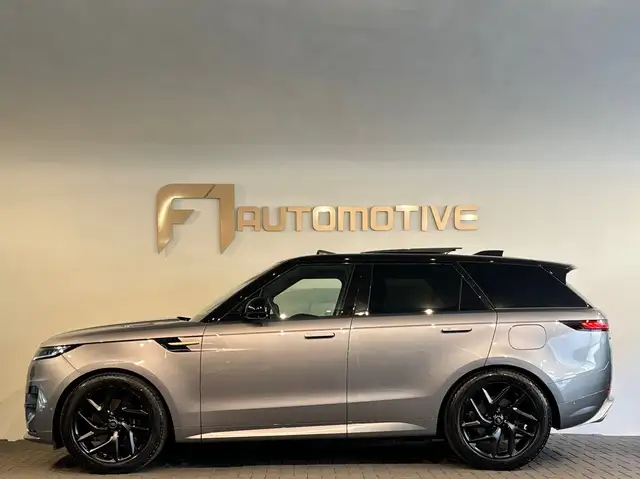Land Rover Range Rover Sport view 12