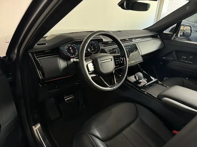Land Rover Range Rover Sport view 5