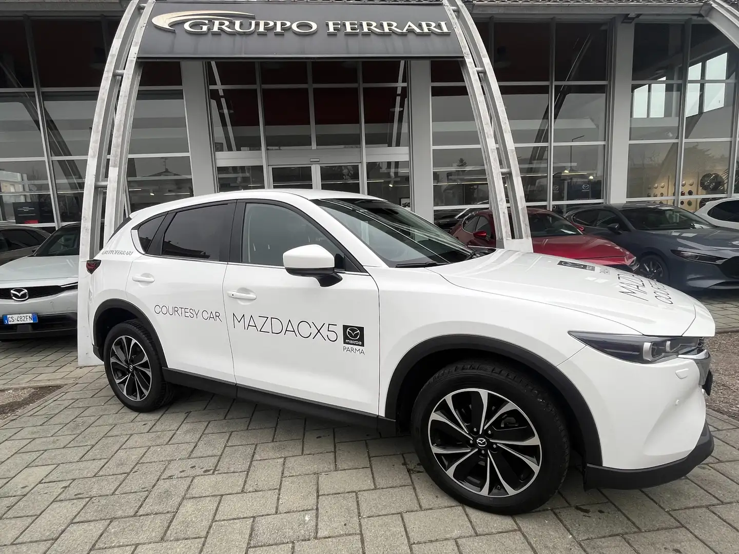 Mazda CX-5 CX-5 2.2 Advantage 2wd 150cv auto IVA ESPOSTA Bianco - 2