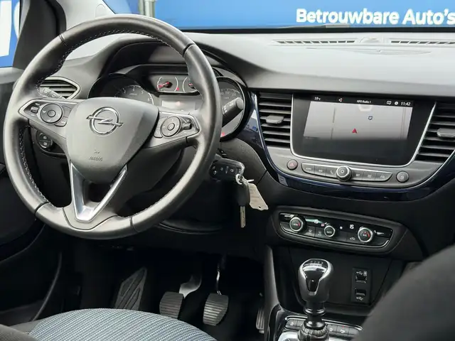 Opel Crossland X view 12