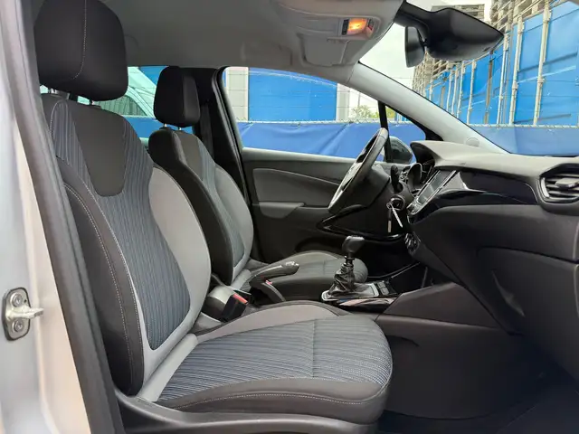 Opel Crossland X view 9