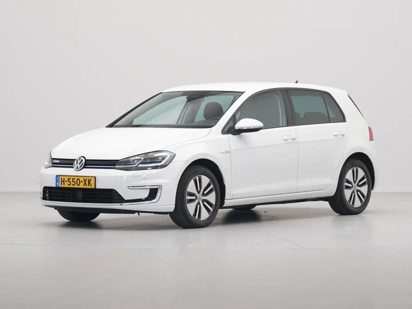 Volkswagen e-Golf 136pk Navigatie Stoelverwarming Clima Pdc 267 Wit - 2