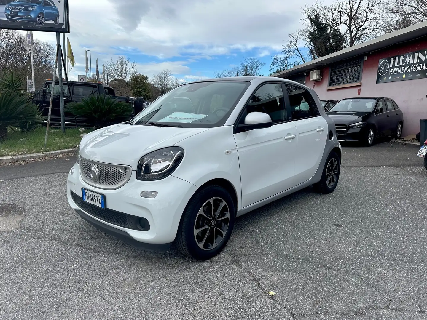 smart forFour 70 1.0 twinamic Passion Bianco - 2