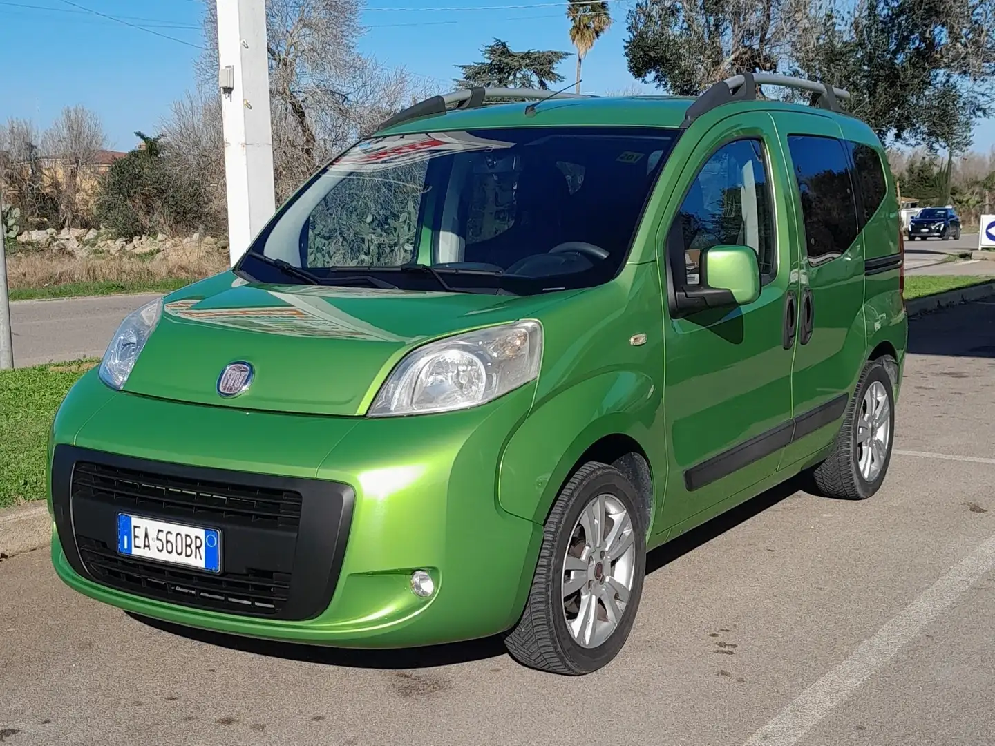 Fiat Qubo 1.4 8v natural power Dynamic 70cv Yeşil - 1