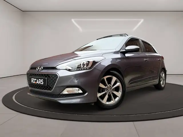 Hyundai i20 1.4i *GPS*TOIT OUVRANT*CAM*CUIR*CRUISE*GARANTIE 12MOIS