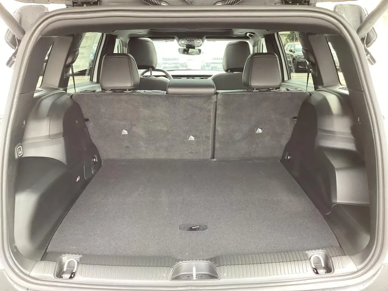 Jeep Cherokee снимка Jeep Cherokee