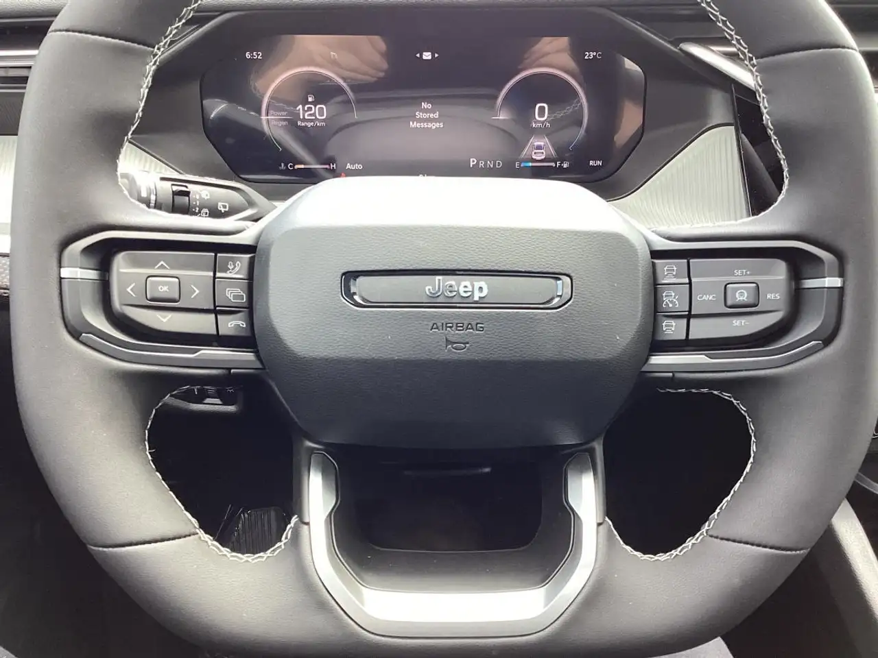 Jeep Cherokee снимка Jeep Cherokee