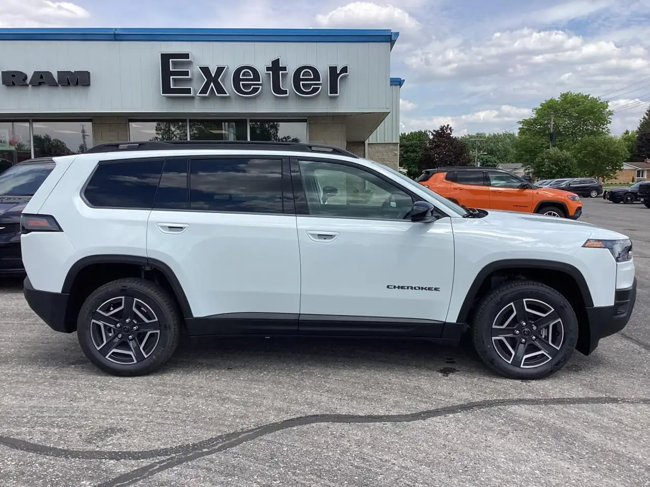 Jeep Cherokee снимка Jeep Cherokee