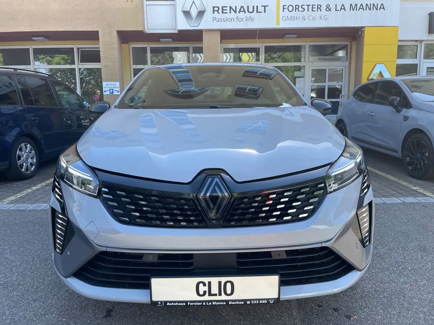 Renault Clio V Esprit Alpine E-Tech Full Hybrid 145 Grau - 2