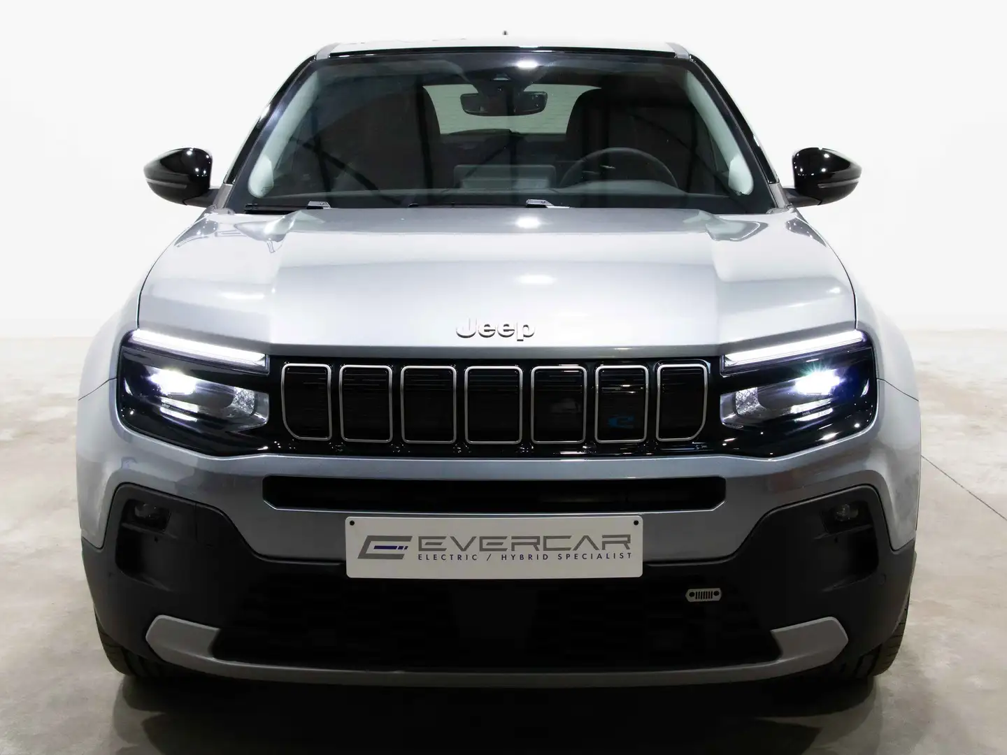 Jeep Avenger EV FIRST EDITION ***NAVI*APPLE CARPLAY*LED*** Gris - 2
