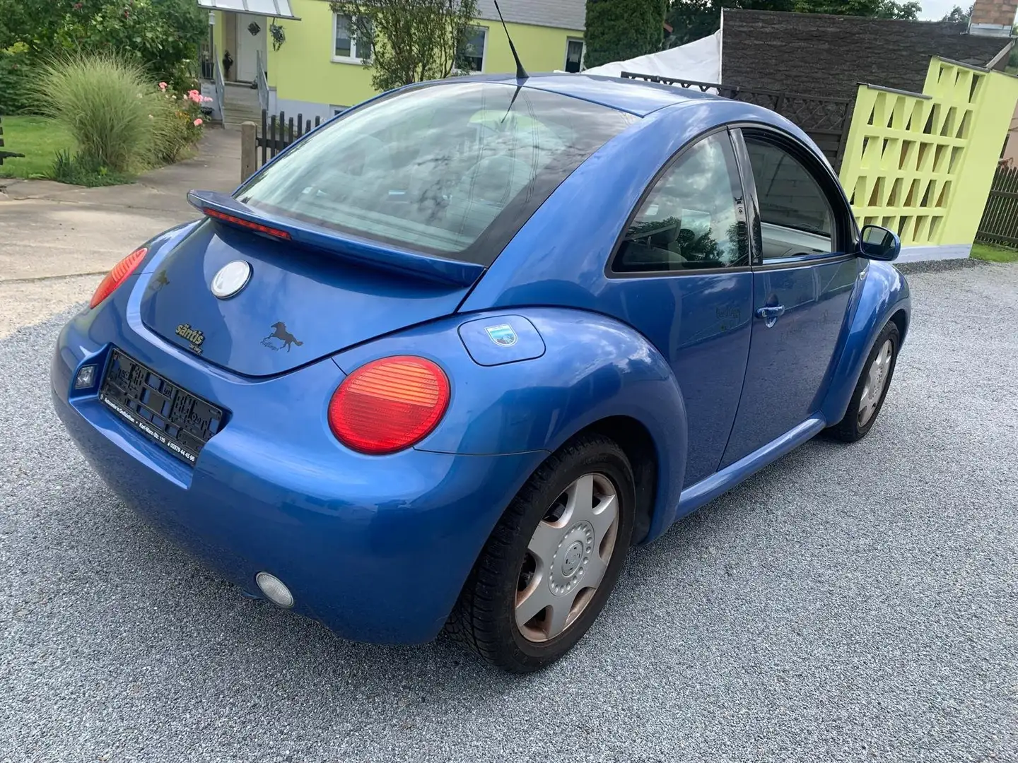 Volkswagen New Beetle 1.6 Blau - 2