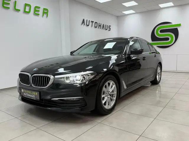 BMW 5 Series view 3