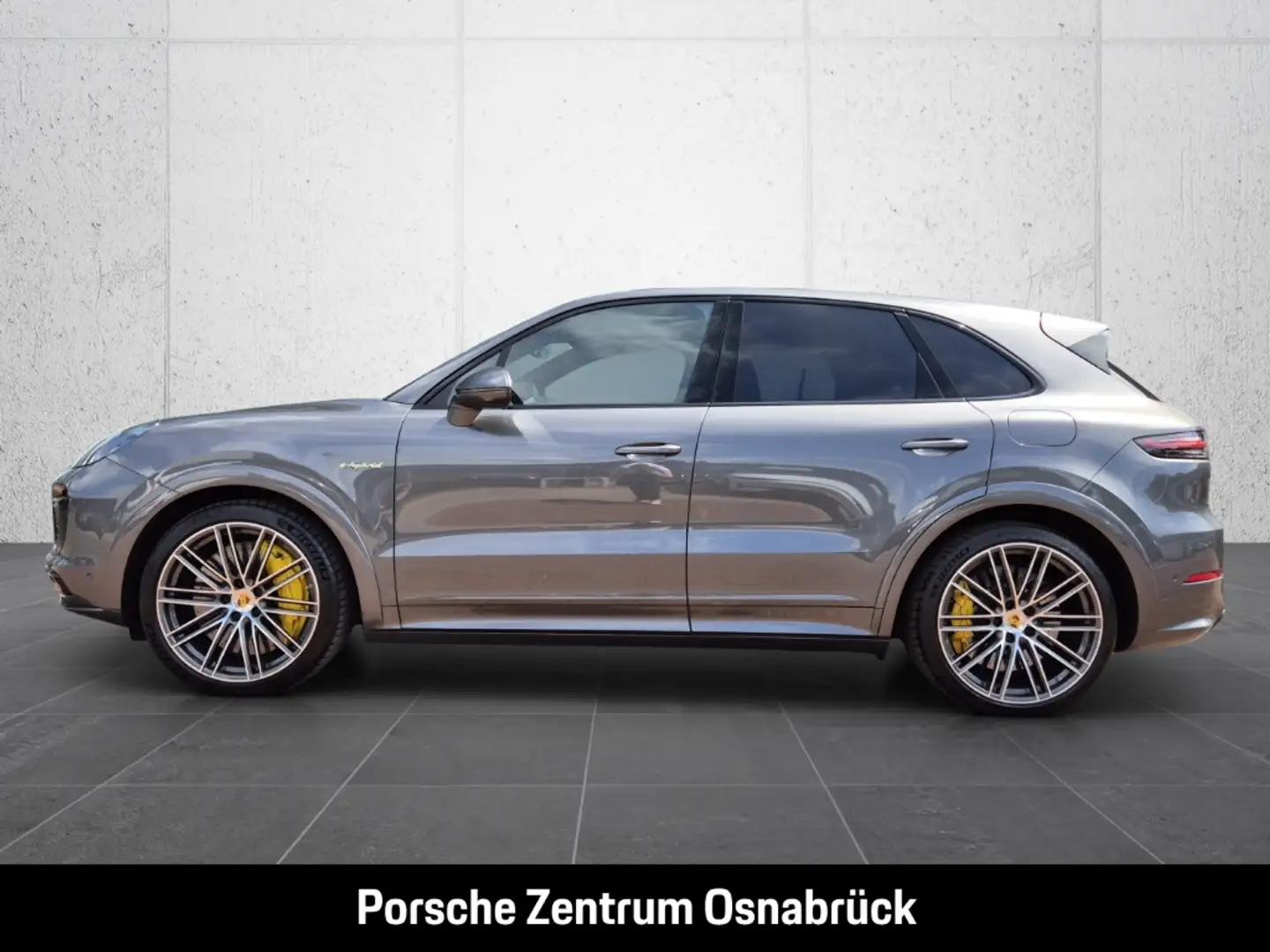 Porsche Cayenne Turbo S E-Hybrid Sport Chrono Hinterachslenkung 22 Gris - 2