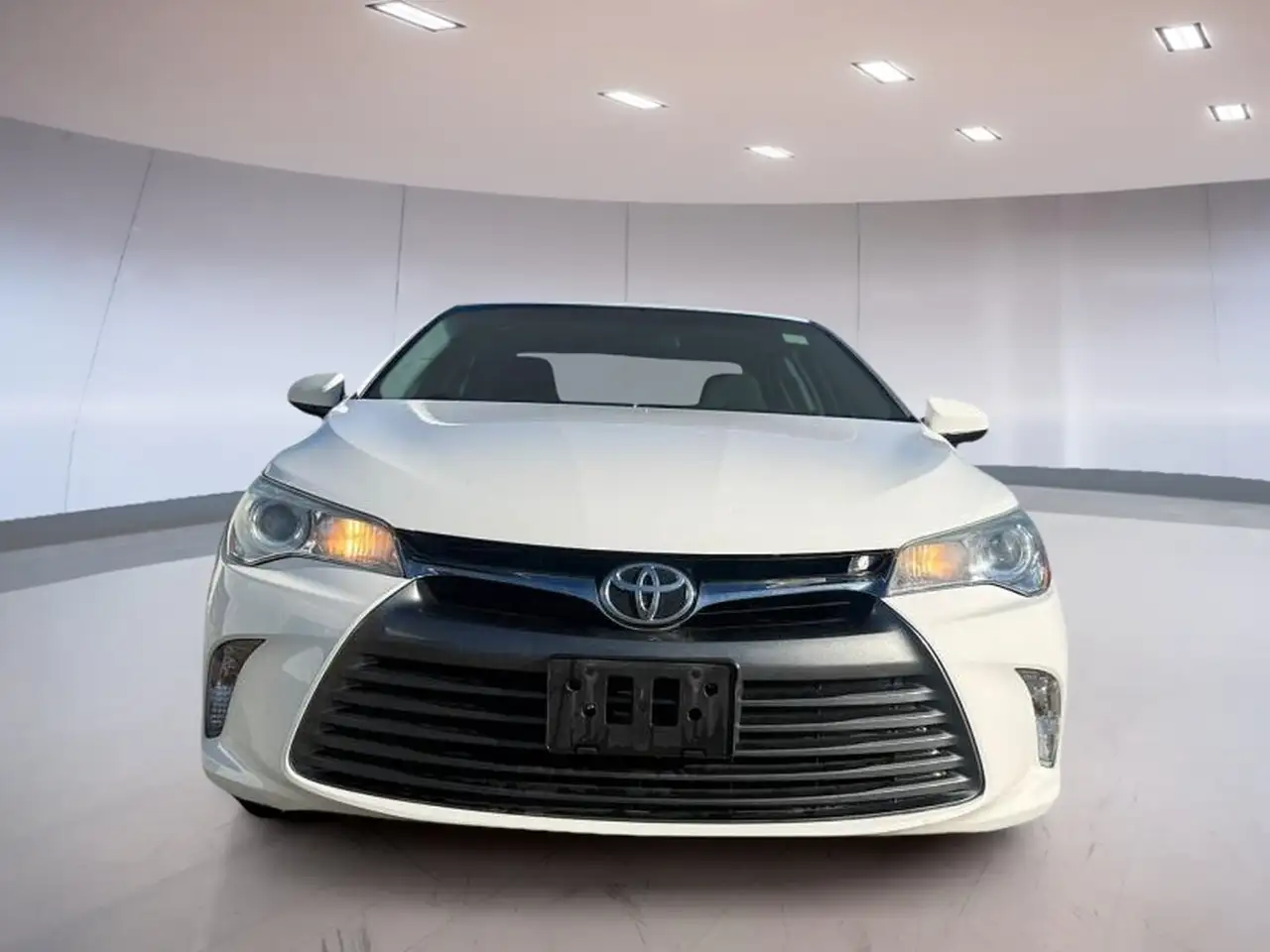 Toyota Camry снимка Toyota Camry