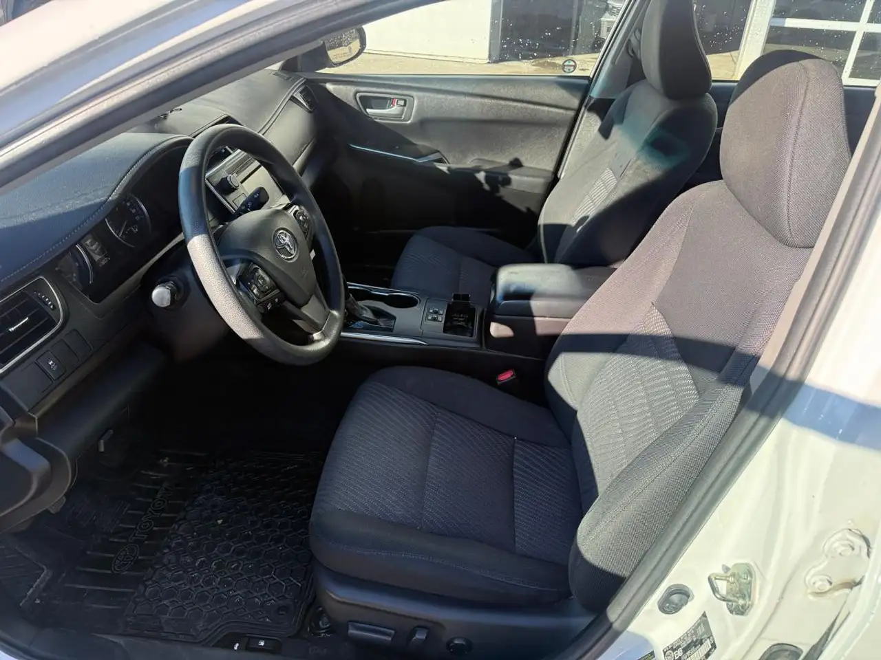 Toyota Camry снимка Toyota Camry
