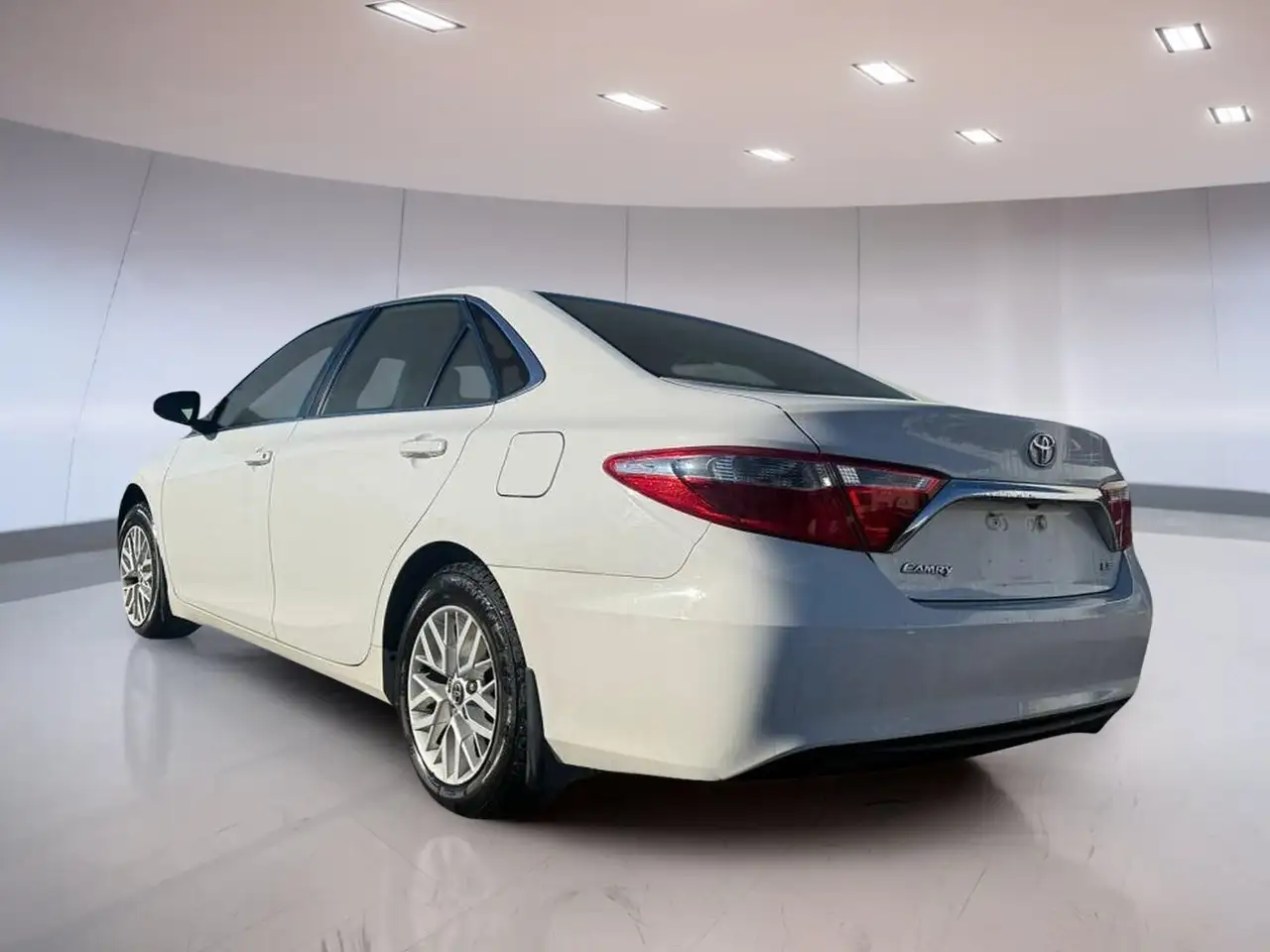 Toyota Camry снимка Toyota Camry