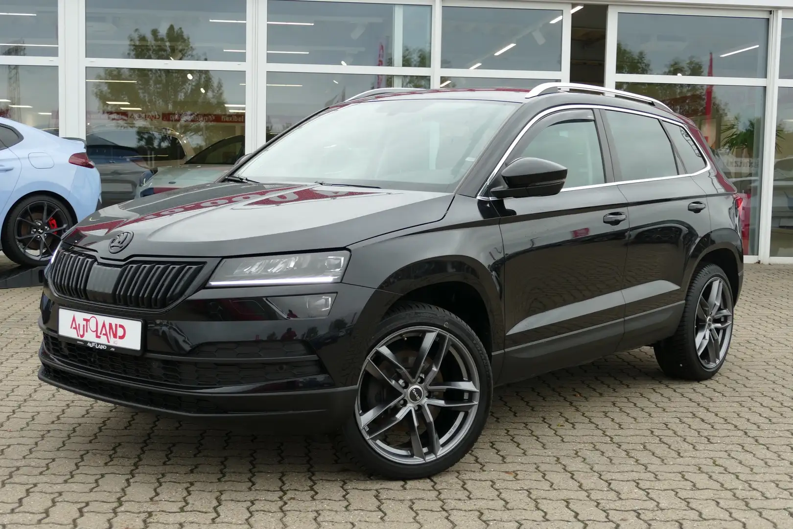 Skoda Karoq 2.0 TDI 4x4 Sportline LED AHK Navi ACC DAB Noir - 2