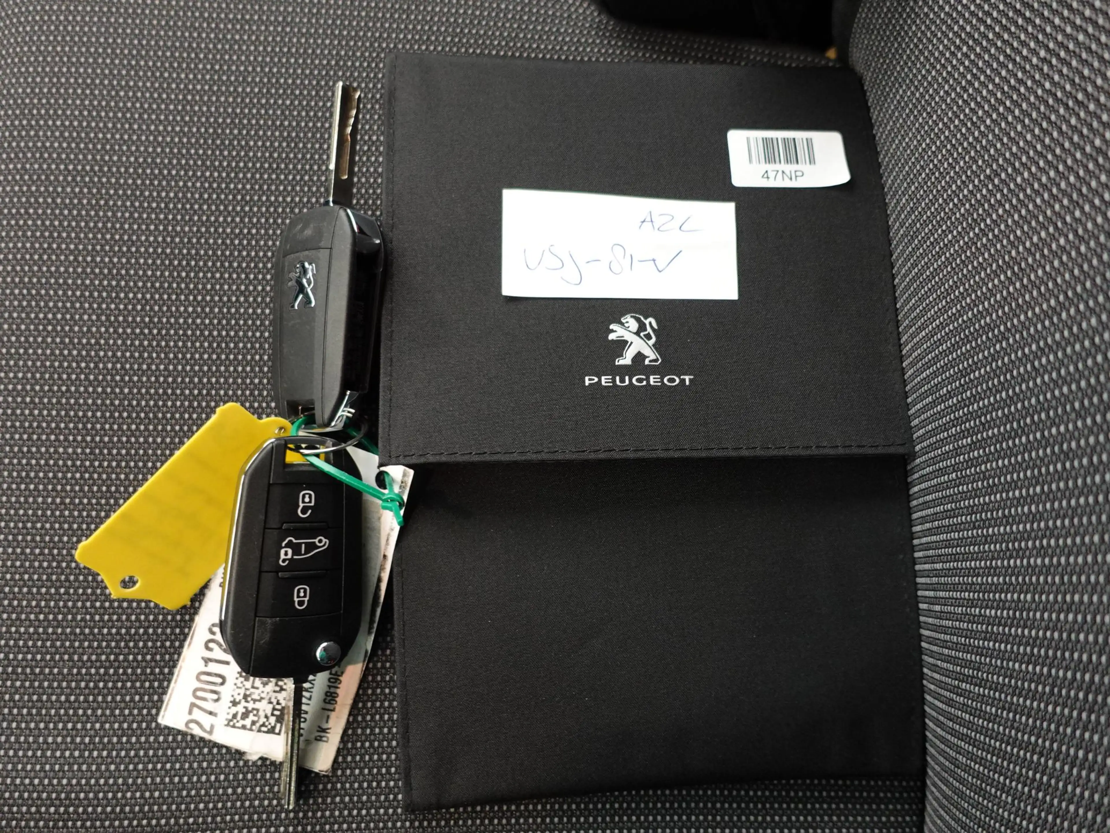 Peugeot e-Expert Long Premium 75 kWh 3-zits Automaat Airco Navi — photo 31