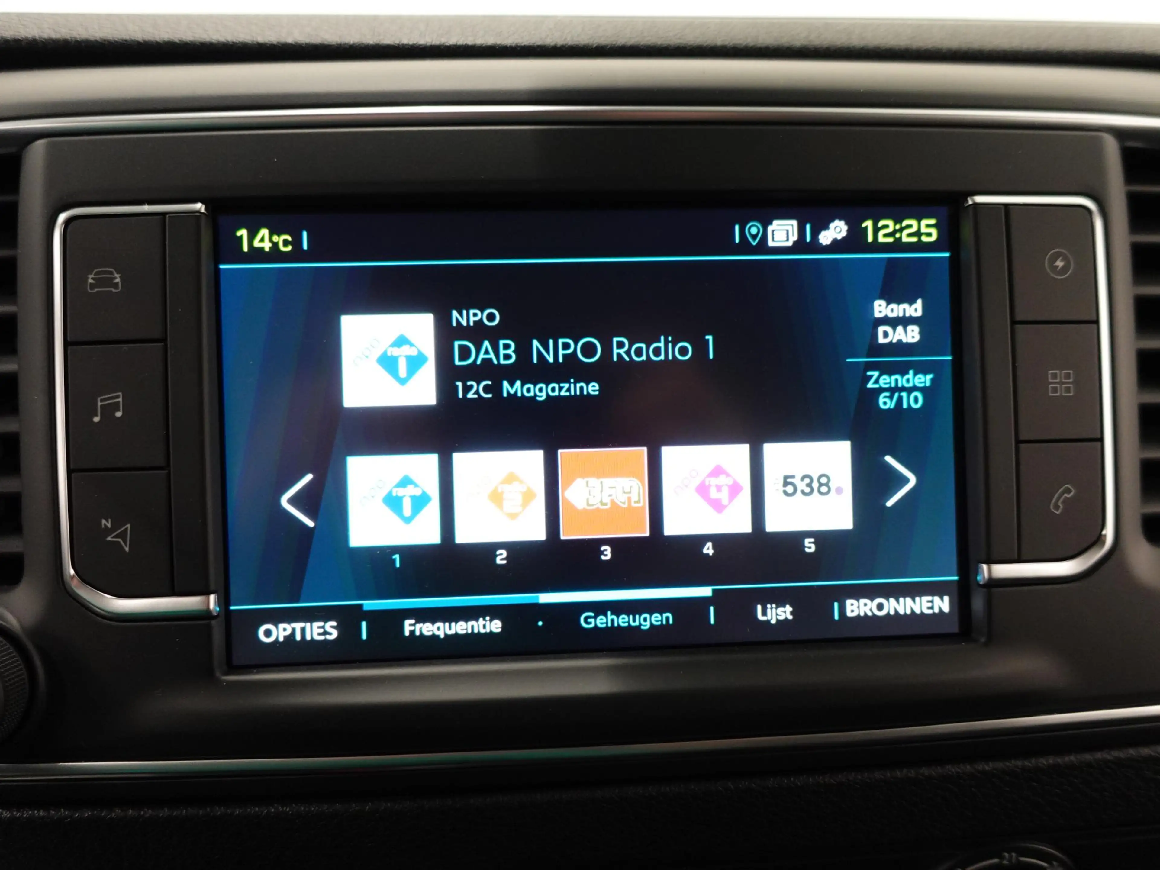 Peugeot e-Expert Long Premium 75 kWh 3-zits Automaat Airco Navi — photo 26