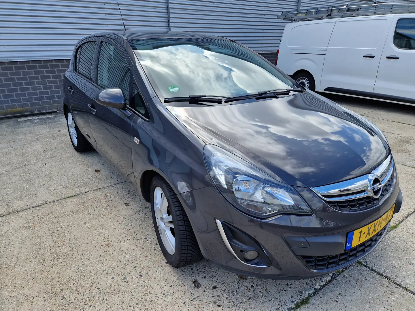 Opel Corsa Grijs - 2