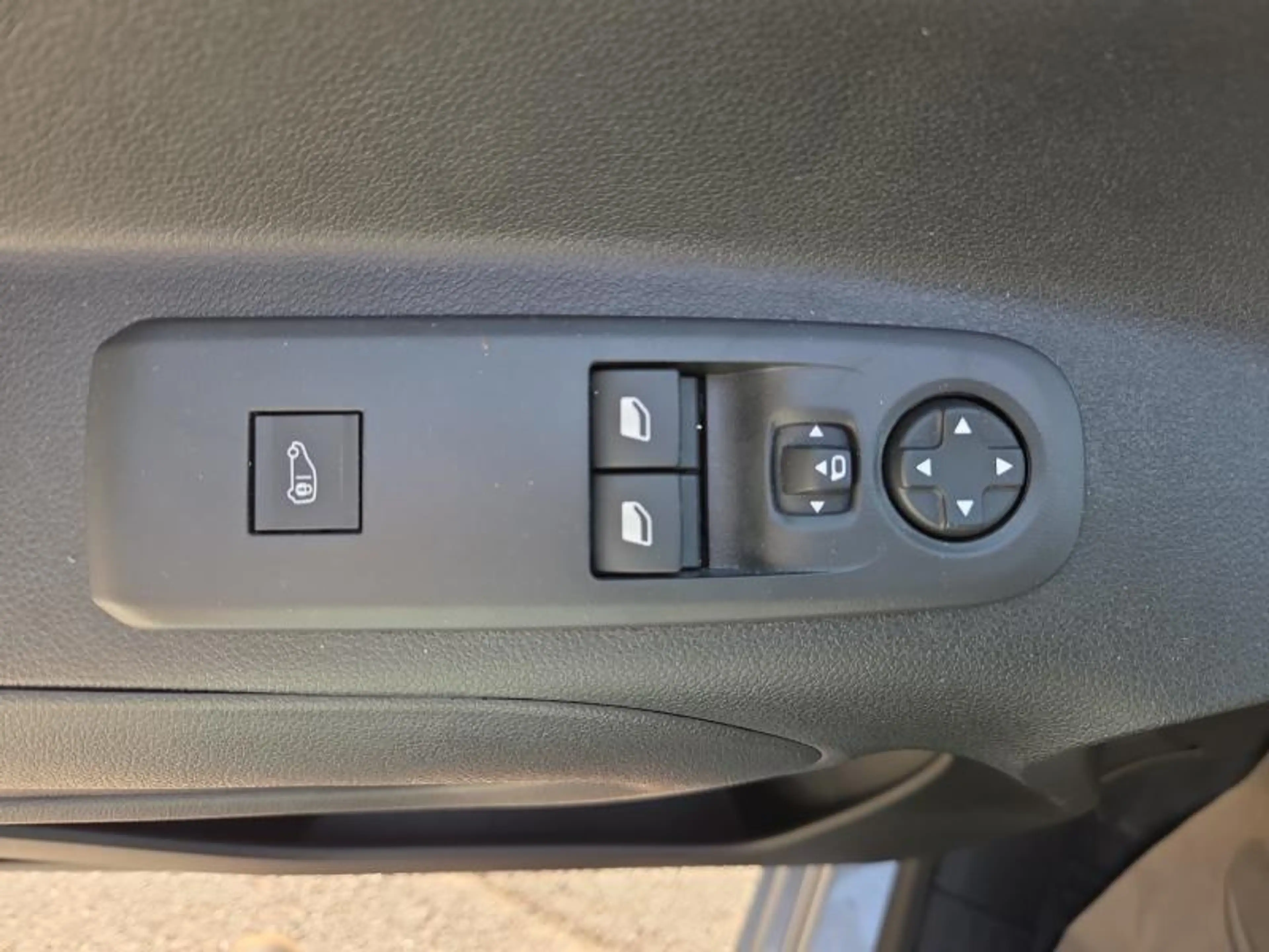 Opel Combo 1.5 131cv Gris 10/23 42854km ! Clim GPS Bluetooth — photo 11