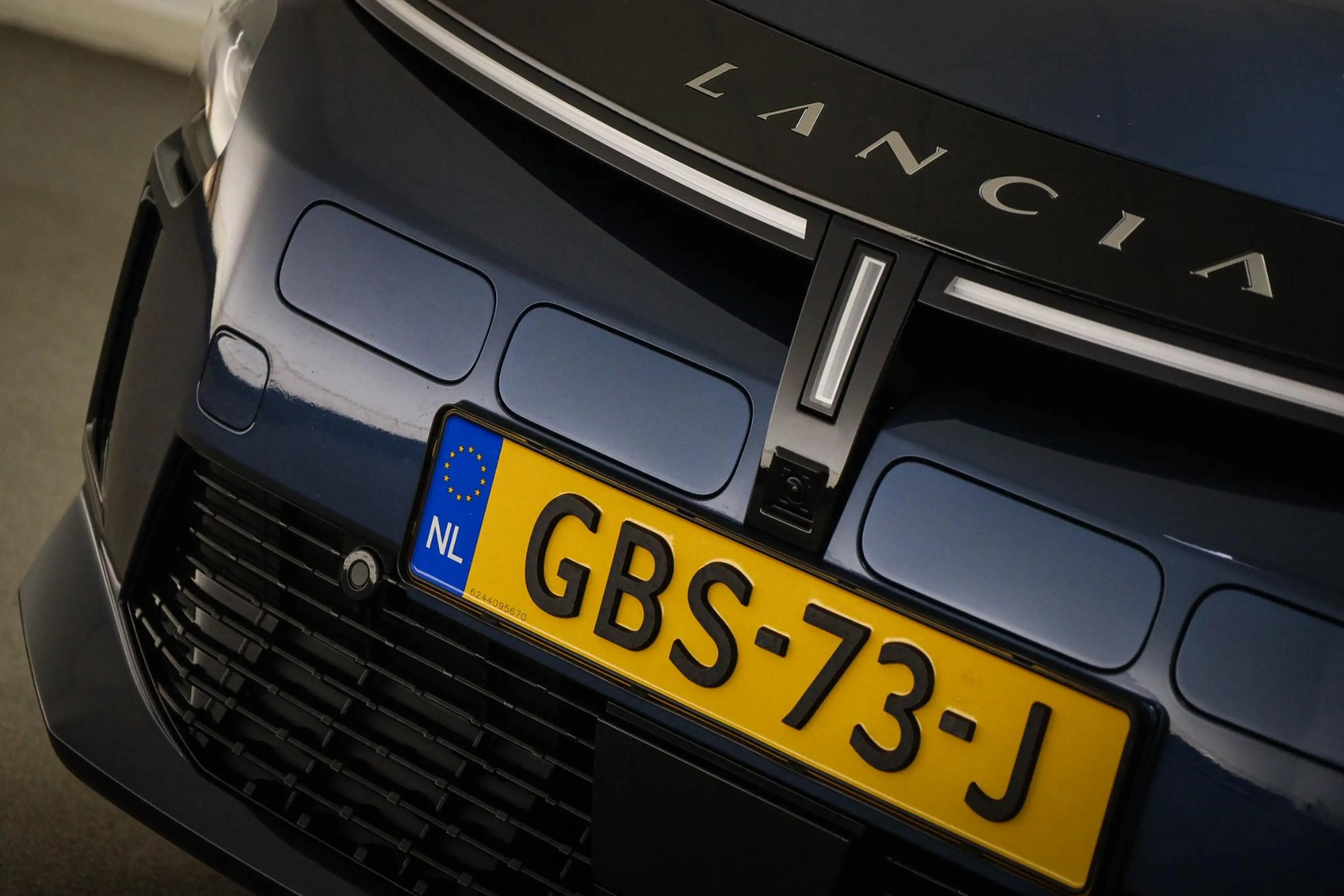 Lancia Ypsilon Edizione Cassina Limitata 51 kWh | NAVIGATIE | MAS — photo 18