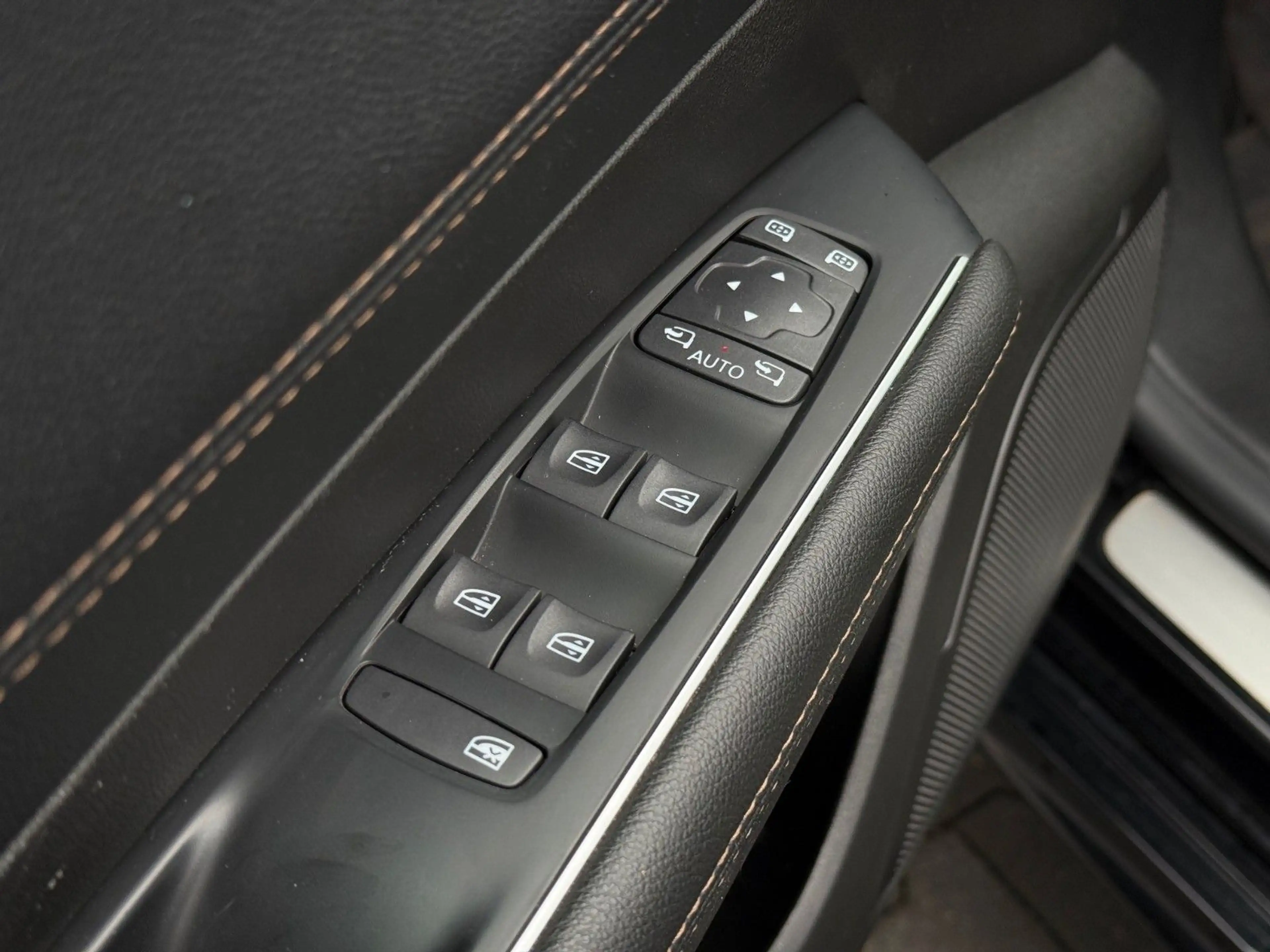 Renault Talisman Grandtour Limited Deluxe-Paket — photo 11