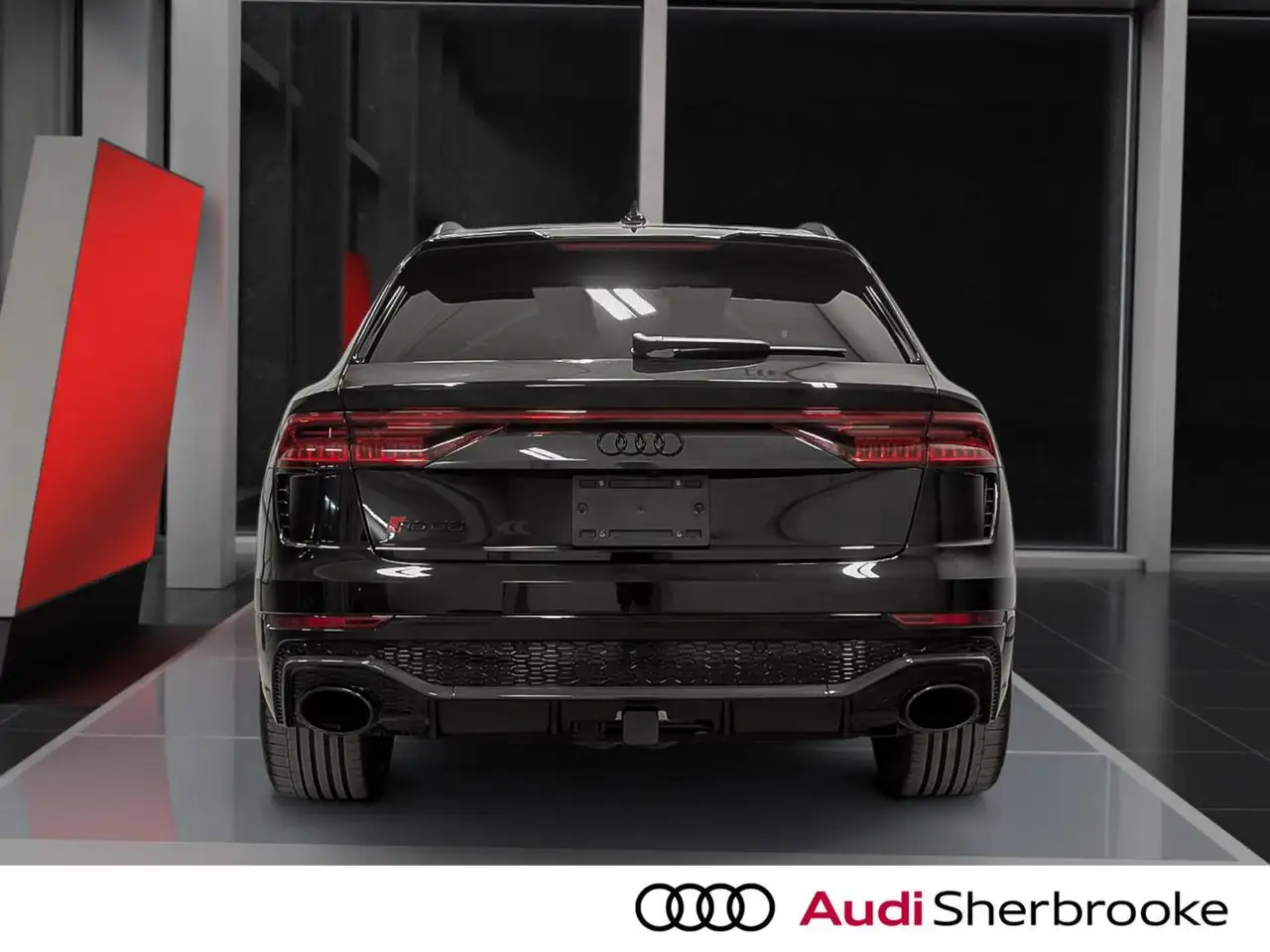 Audi RS Q8 снимка Audi RS Q8
