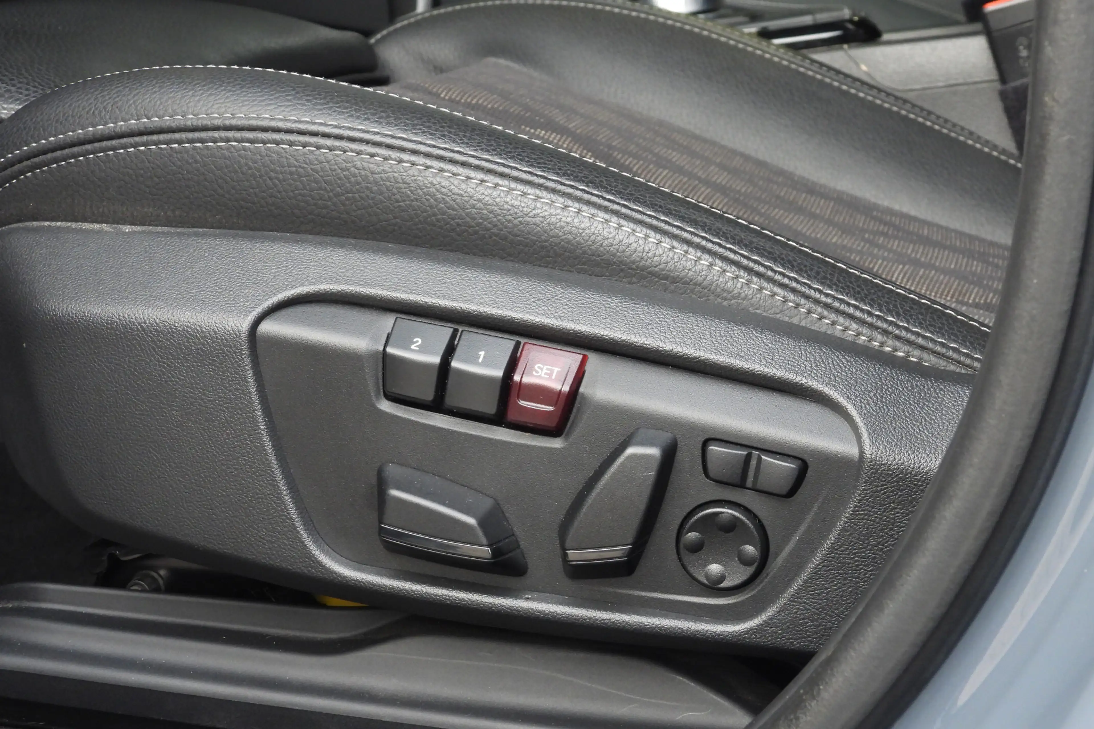 BMW X1 xDrive20i xLine Automaat / Trekhaak / Sportstoelen — photo 14