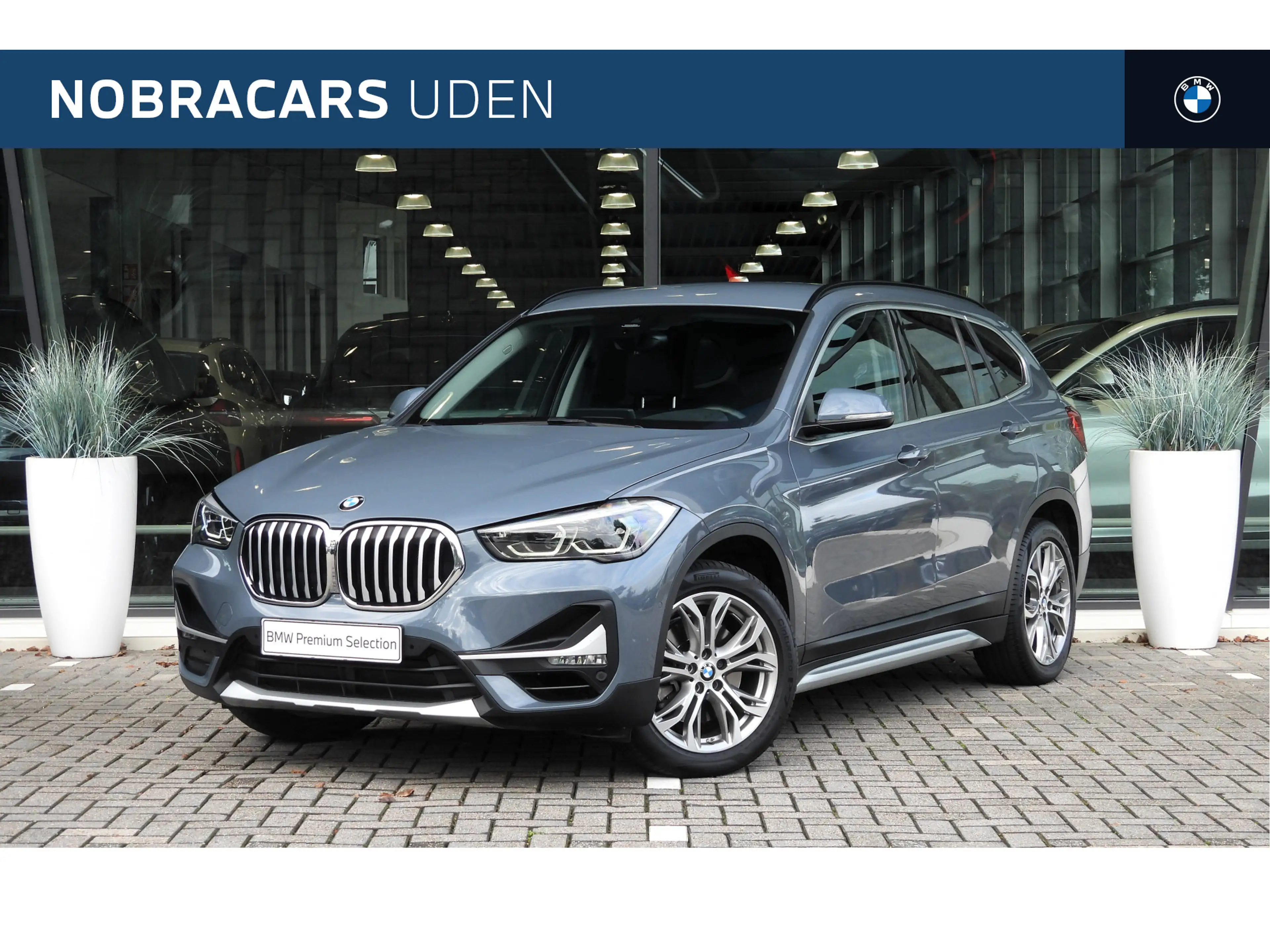 BMW X1 xDrive20i xLine Automaat / Trekhaak / Sportstoelen