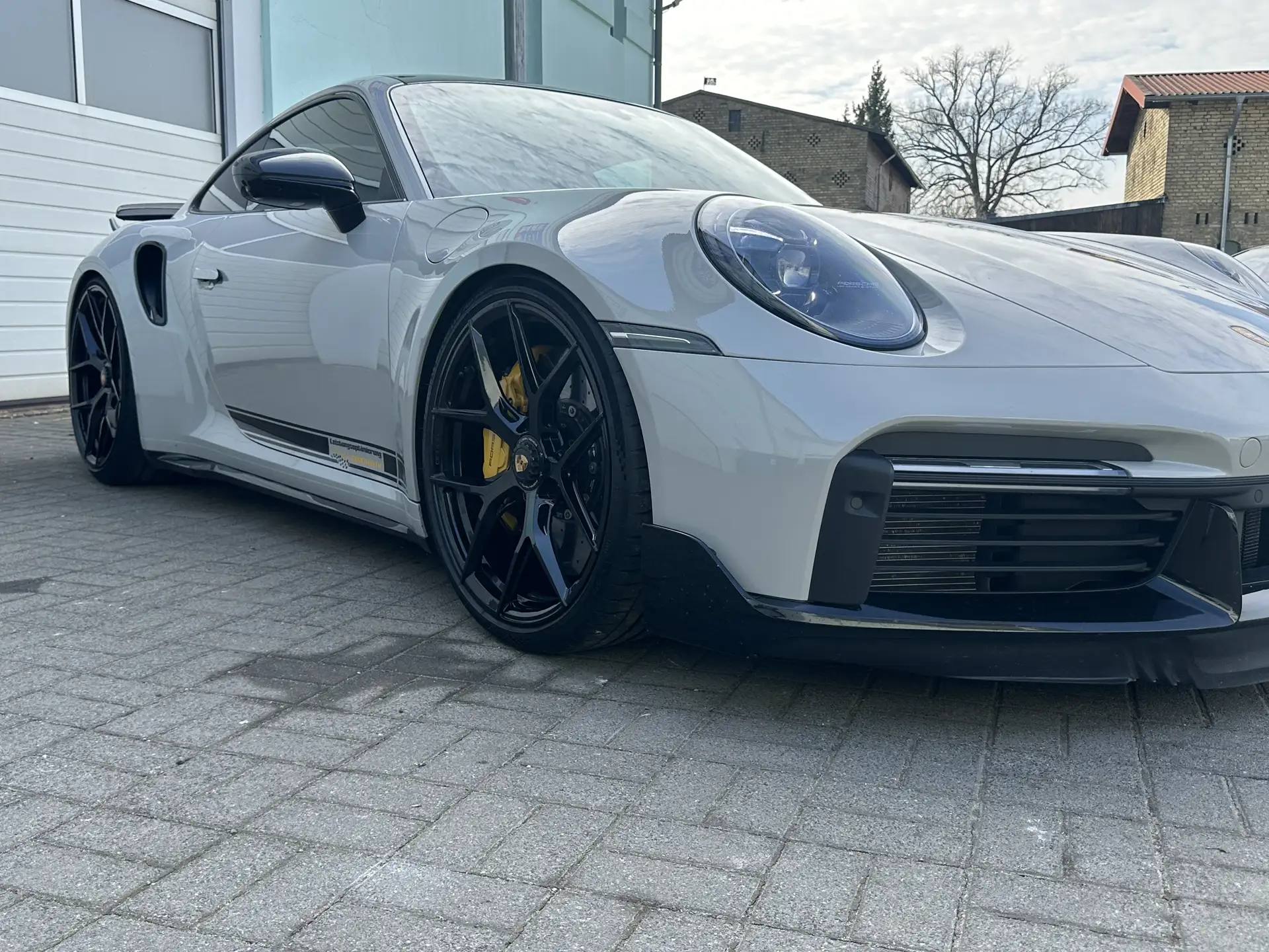 포르쉐 911 Turbo S Coupe 2022 화이트 사진 2