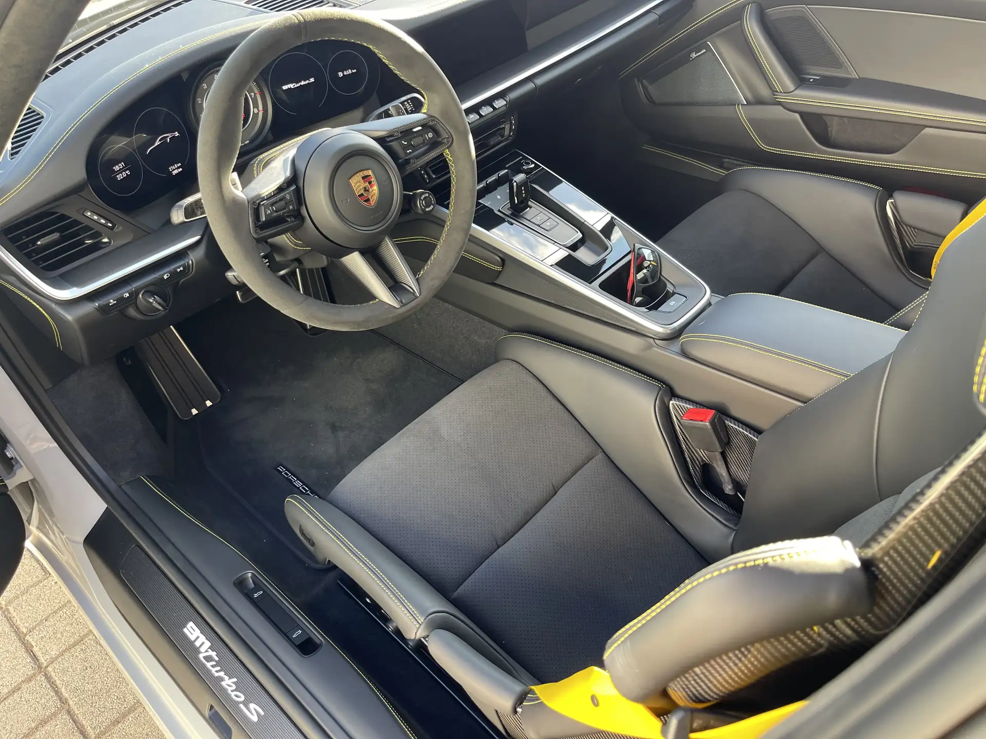 포르쉐 911 Turbo S Coupe 2022 화이트 사진 5