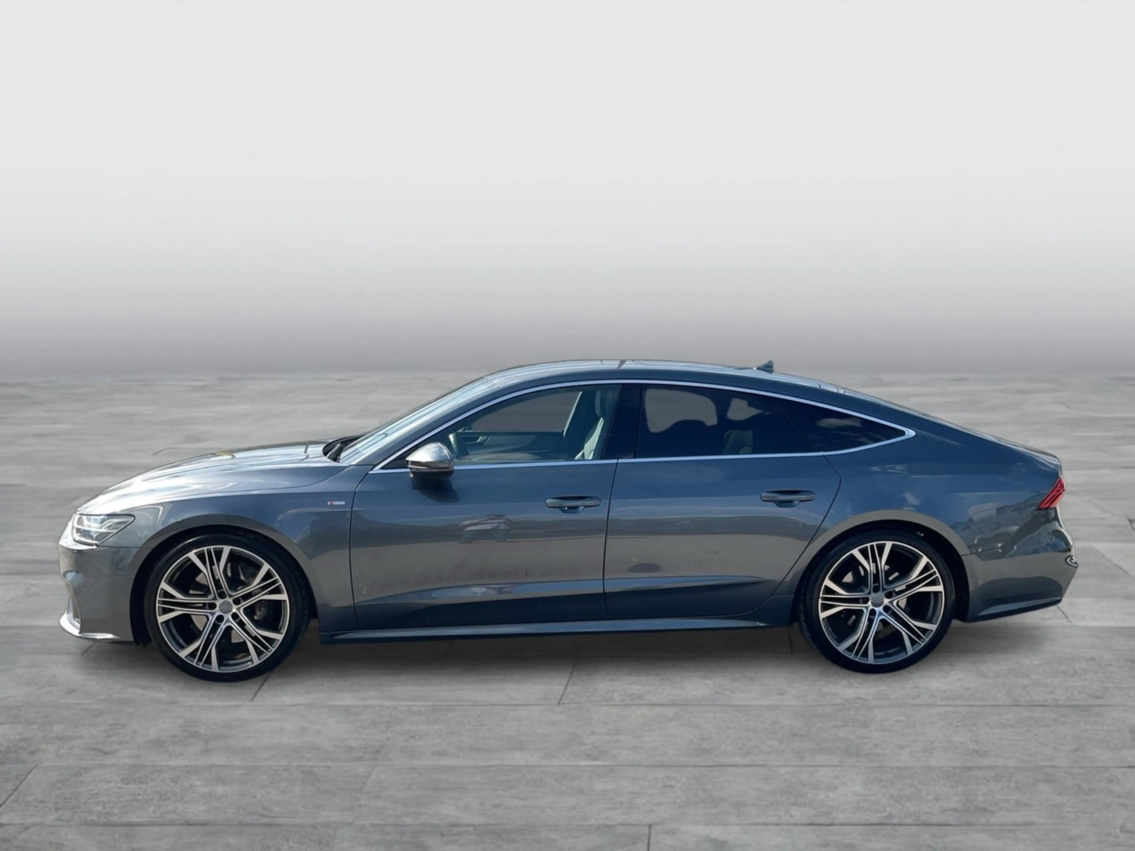 Audi A7 55 TFSI quattro — photo 2