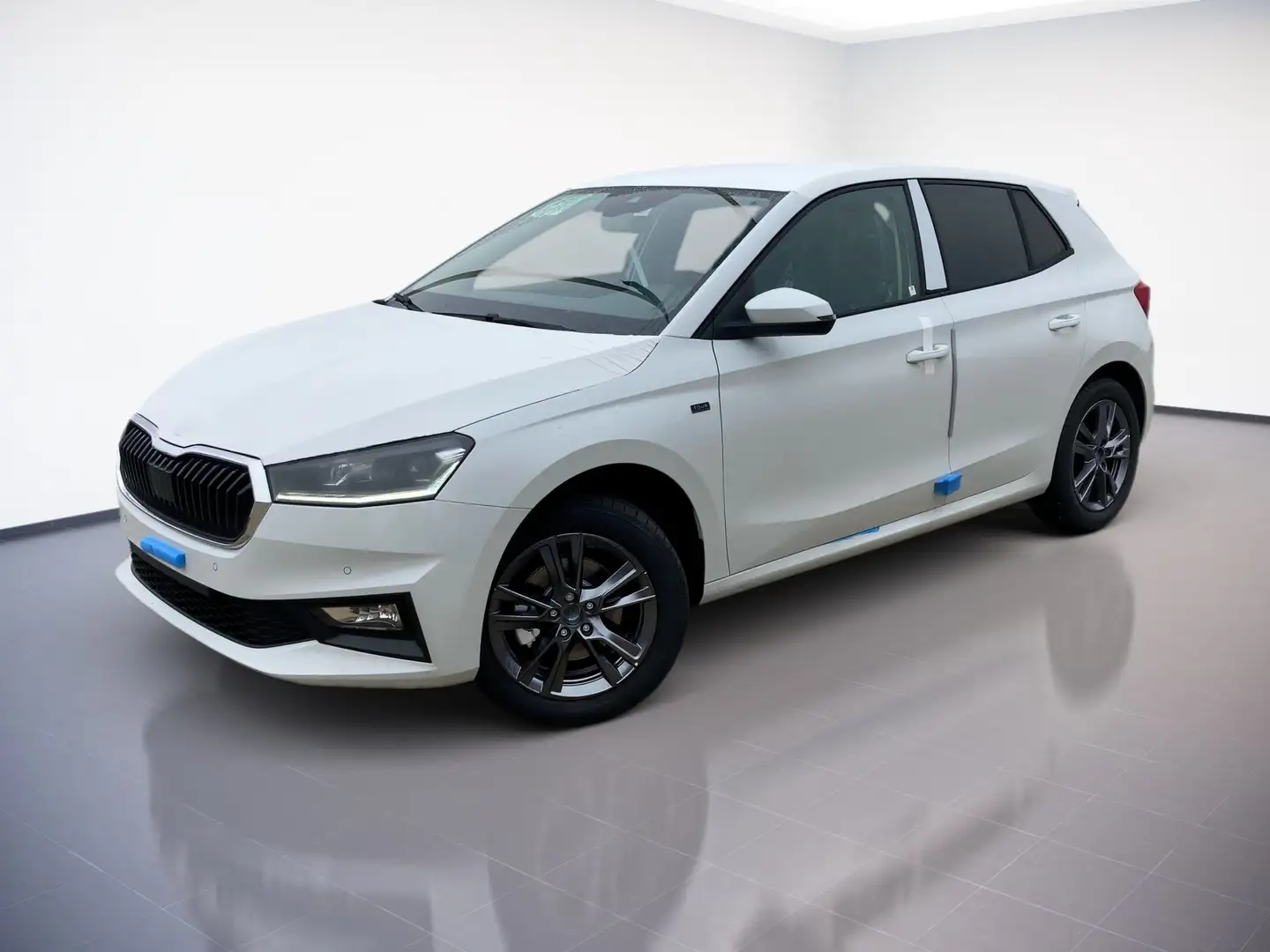 Skoda Fabia Tour 1.0TSI 1.0TSI LED.DSG.NAV.WINTER.KAM.KESSY.PD Weiß - 2