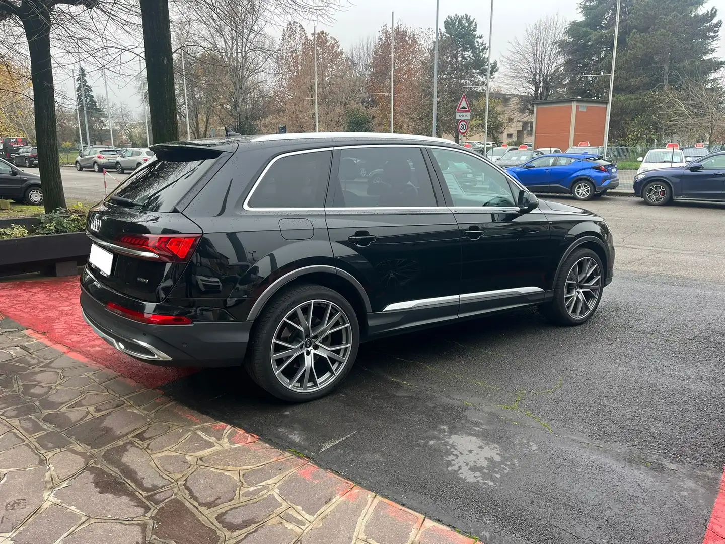 Audi Q7 Q7 55 3.0 tfsi mhev Business quattro tiptronic Nero - 2