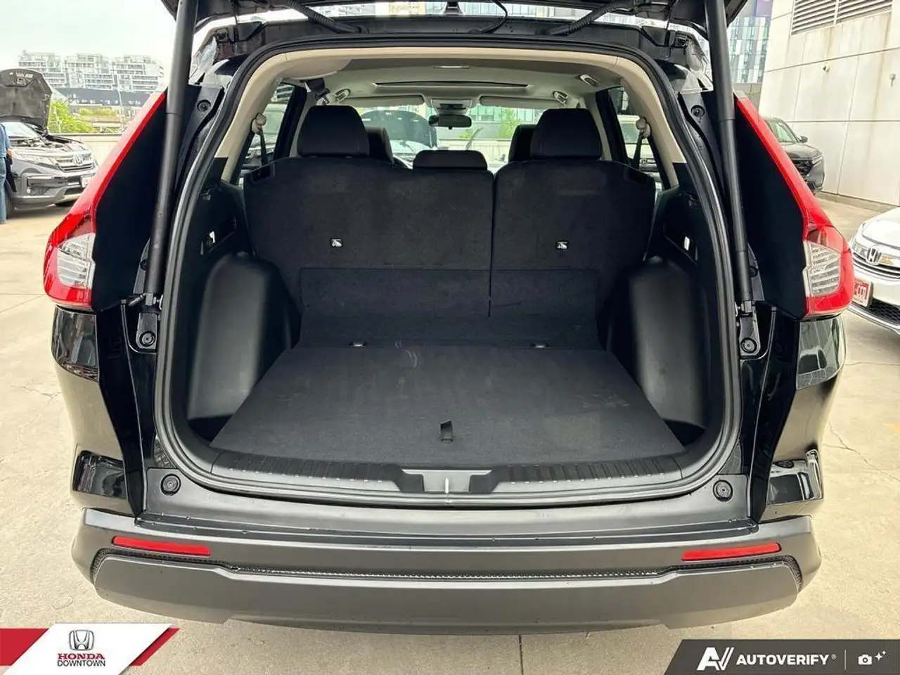 Honda CR-V photo Honda CR-V