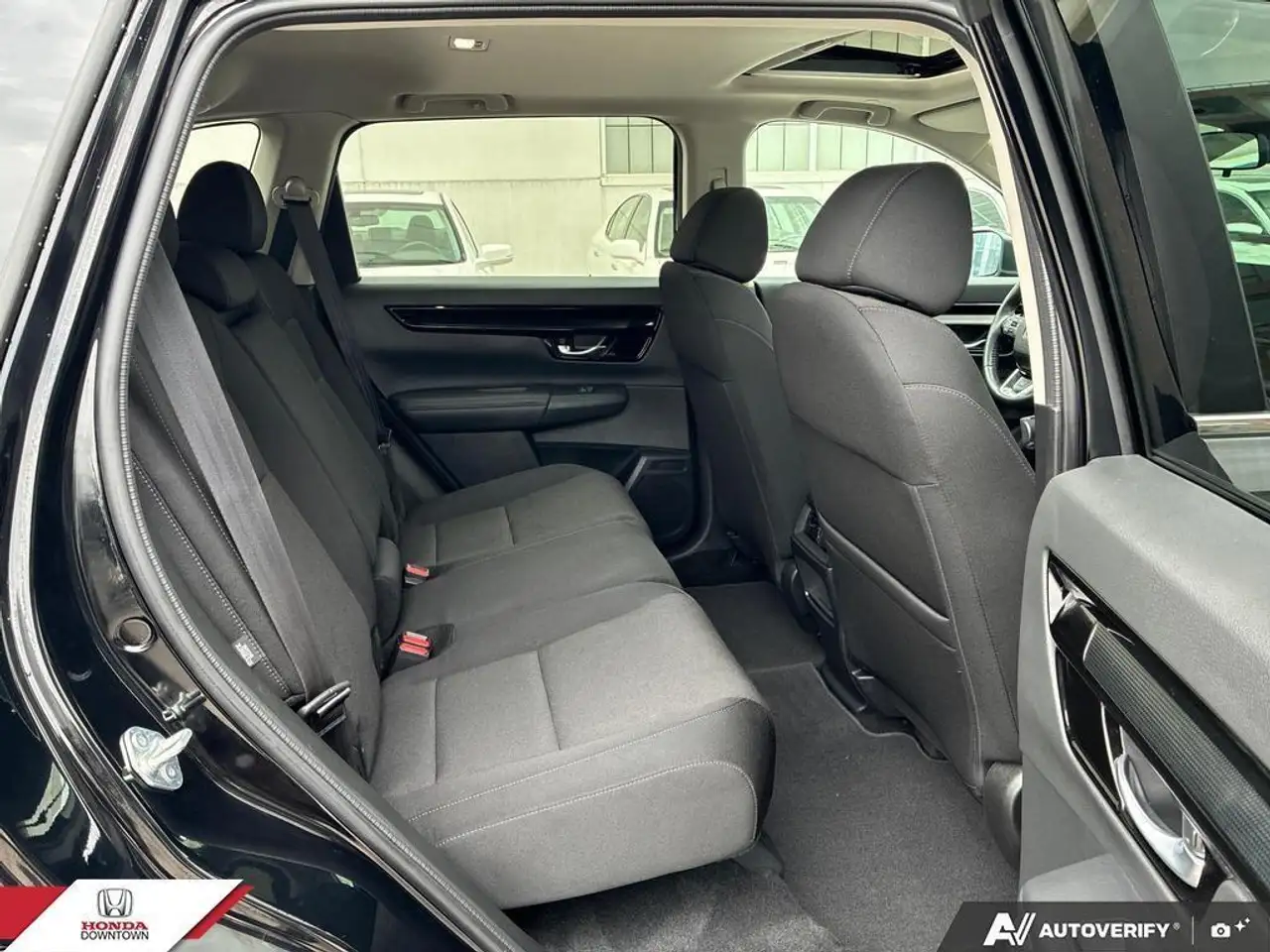 Honda CR-V photo Honda CR-V