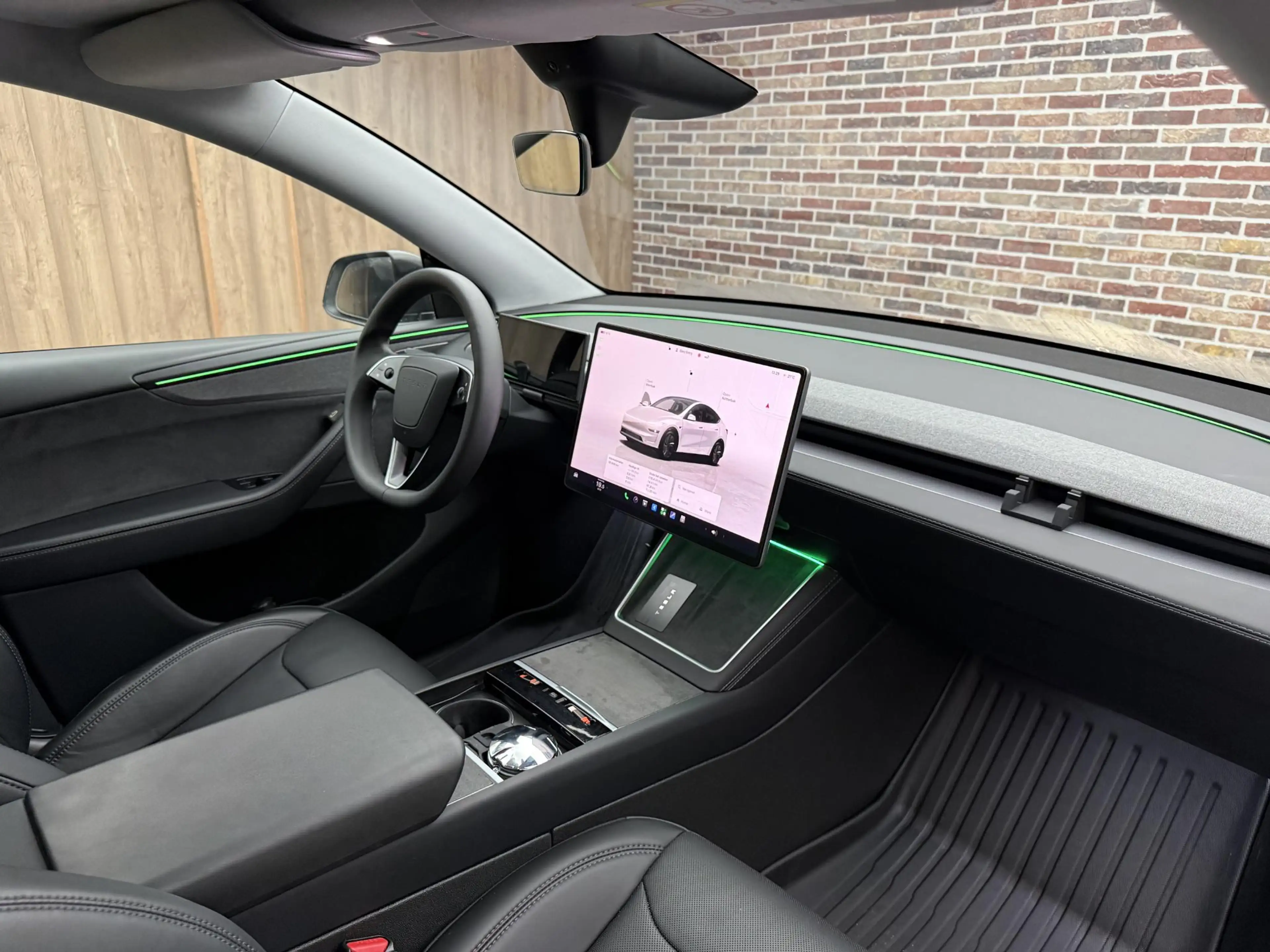 Tesla Model Y Premium Long Range AWD 75 kWh Facelift | Uniek — photo 28