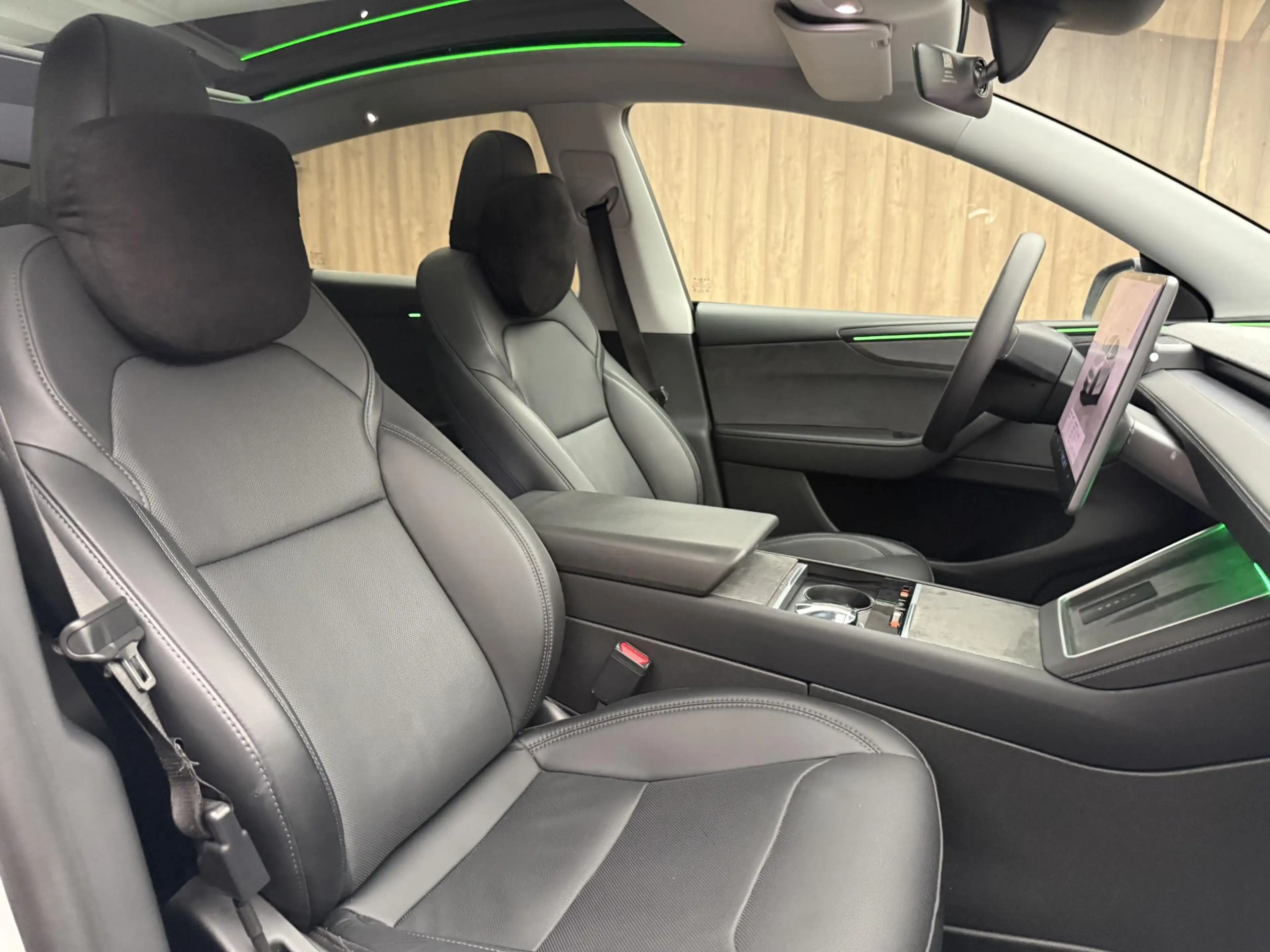 Tesla Model Y Premium Long Range AWD 75 kWh Facelift | Uniek — photo 29