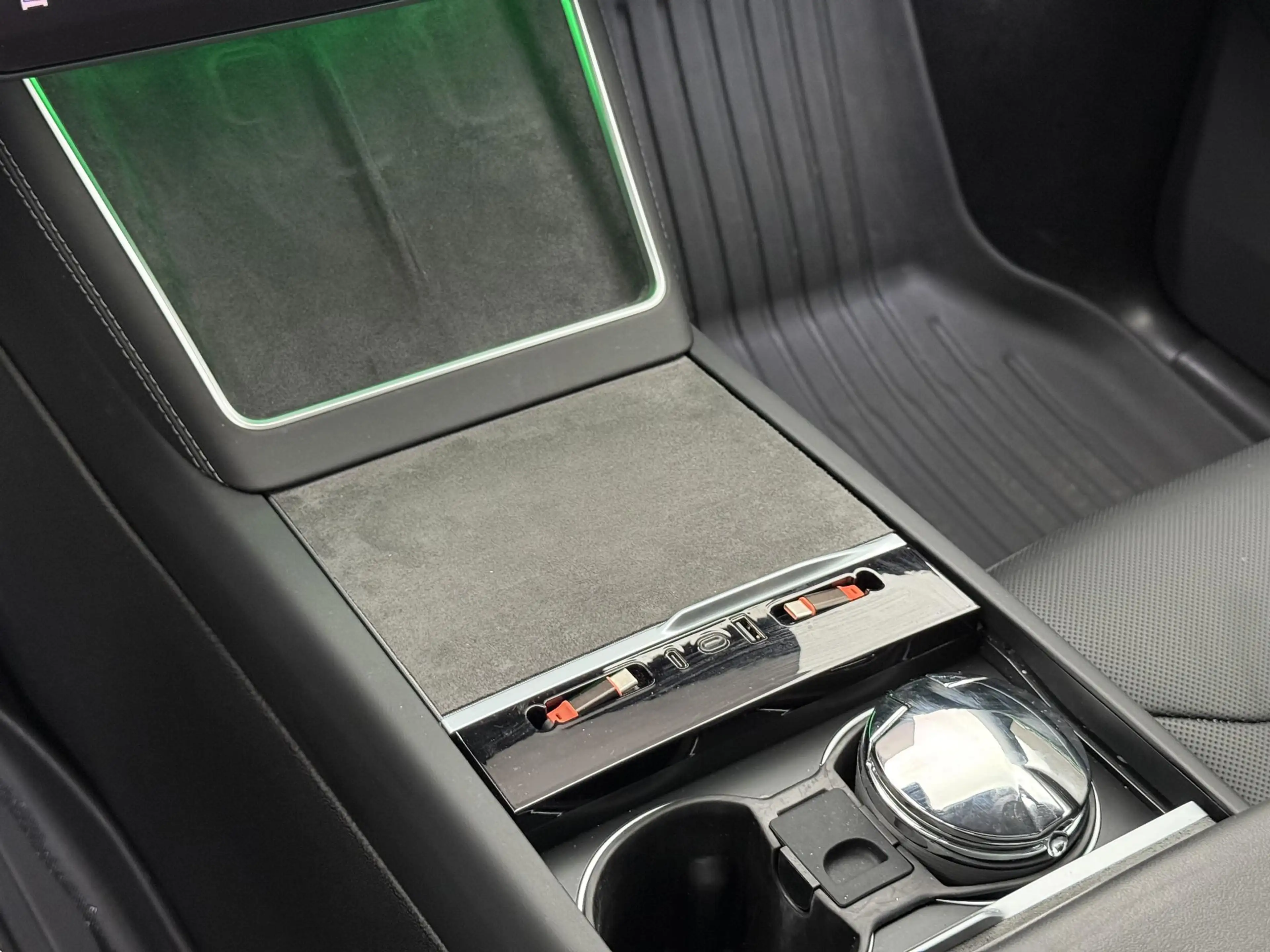 Tesla Model Y Premium Long Range AWD 75 kWh Facelift | Uniek — photo 16