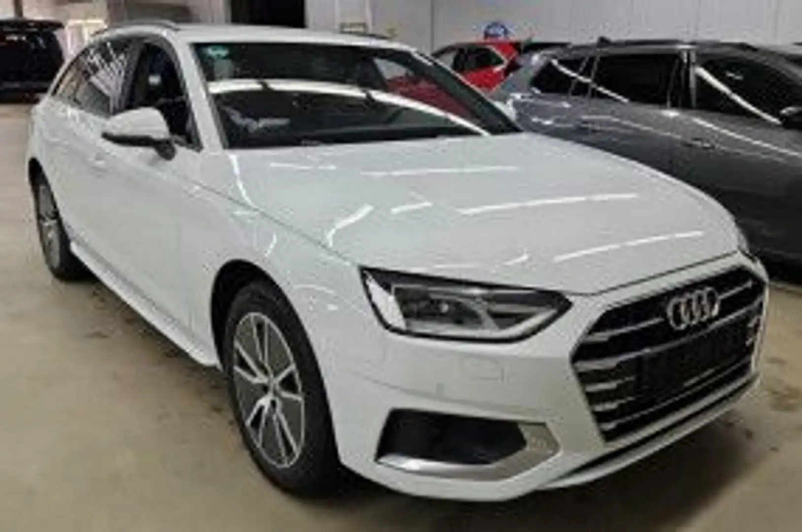 Audi A4 Avant 40 g-tron advanced S-Tron*AHK*KAM*NAV*T Blanc - 2